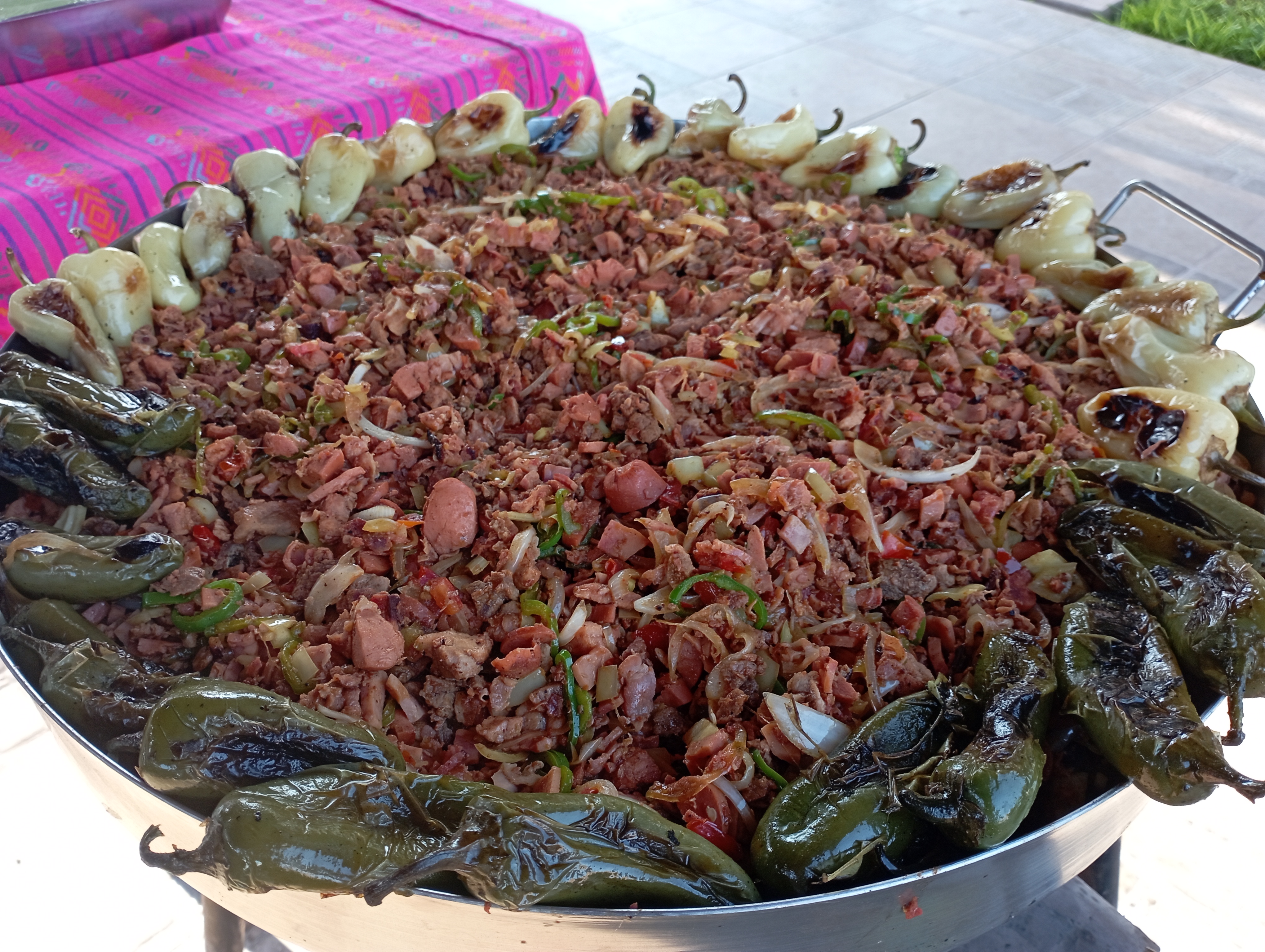 TACOS GR (BIRRIA DE RES Y CABEZA) image 1