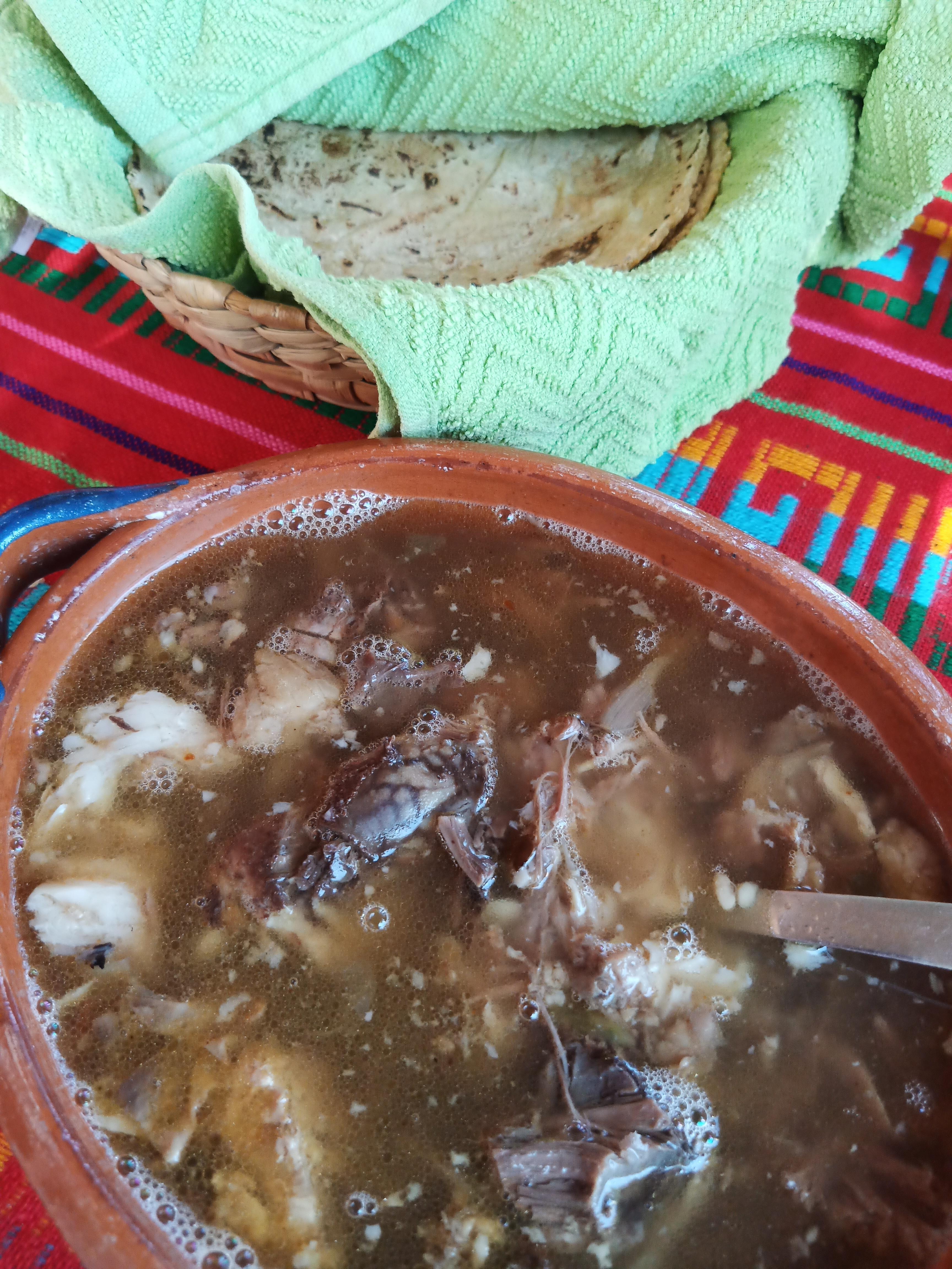 TACOS GR (BIRRIA DE RES Y CABEZA) image 6