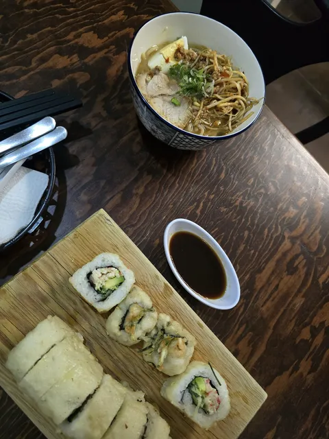 Yzawa Cocina Japonesa image 4