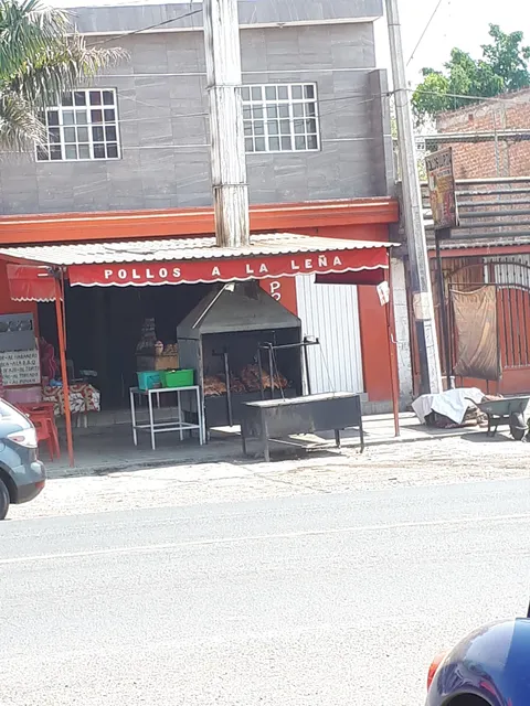 Pollos lupita image 1