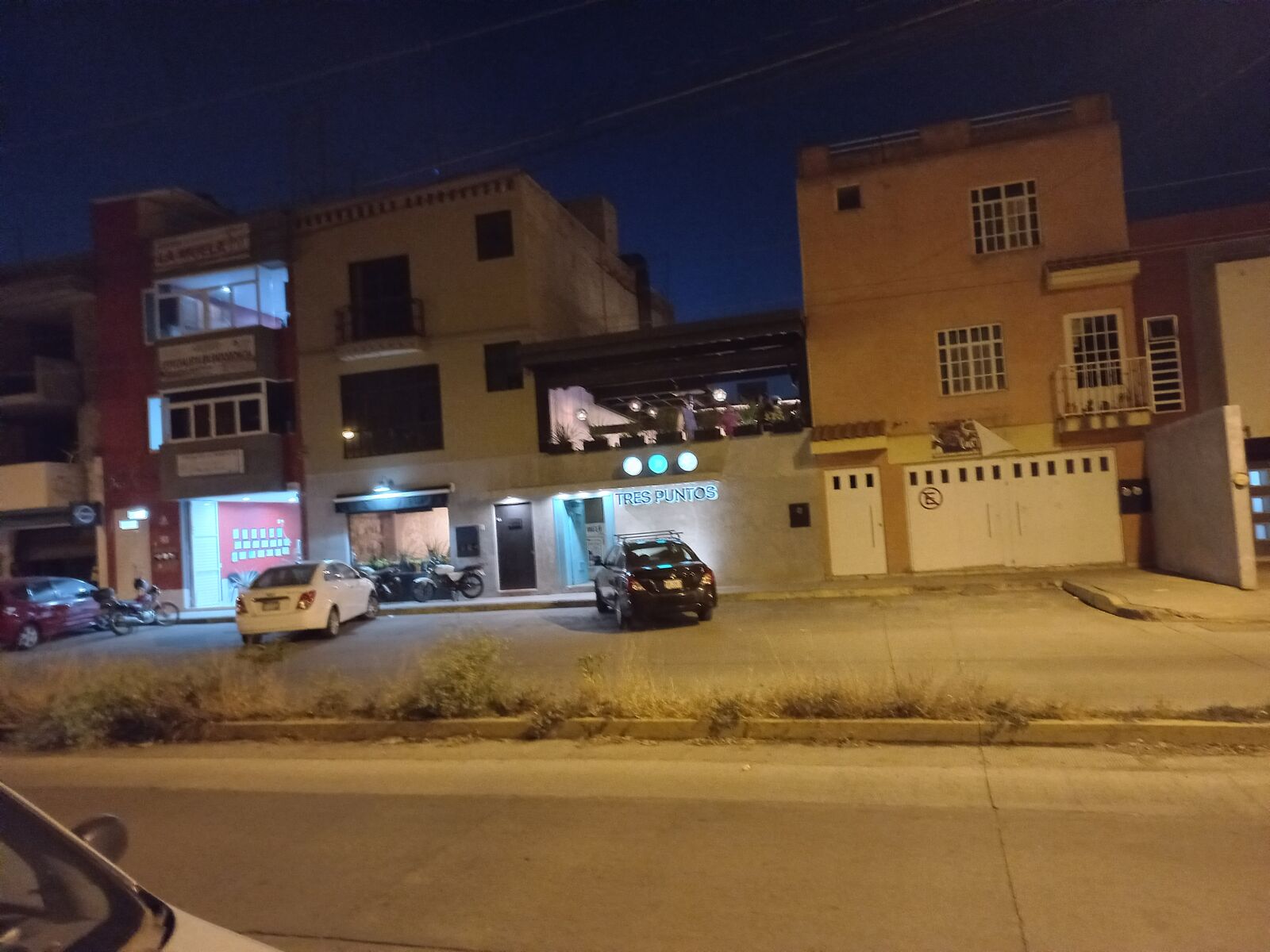Tres Puntos image 5