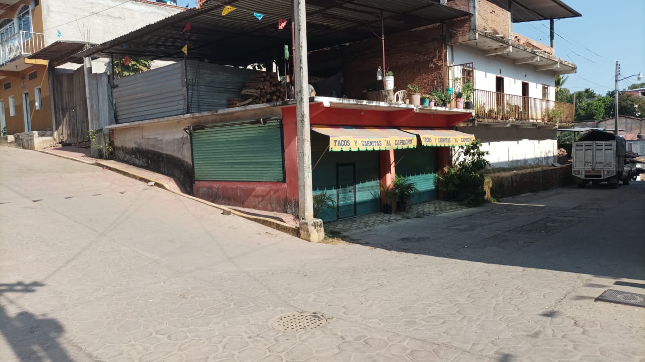 Tacos y Carnitas Al Capricho image 4