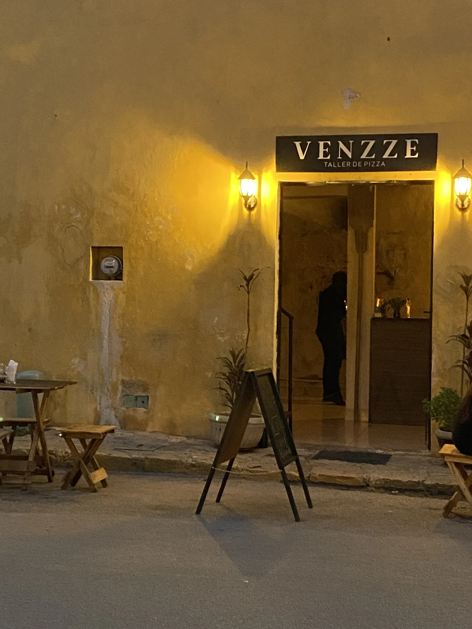 Venzze image 6