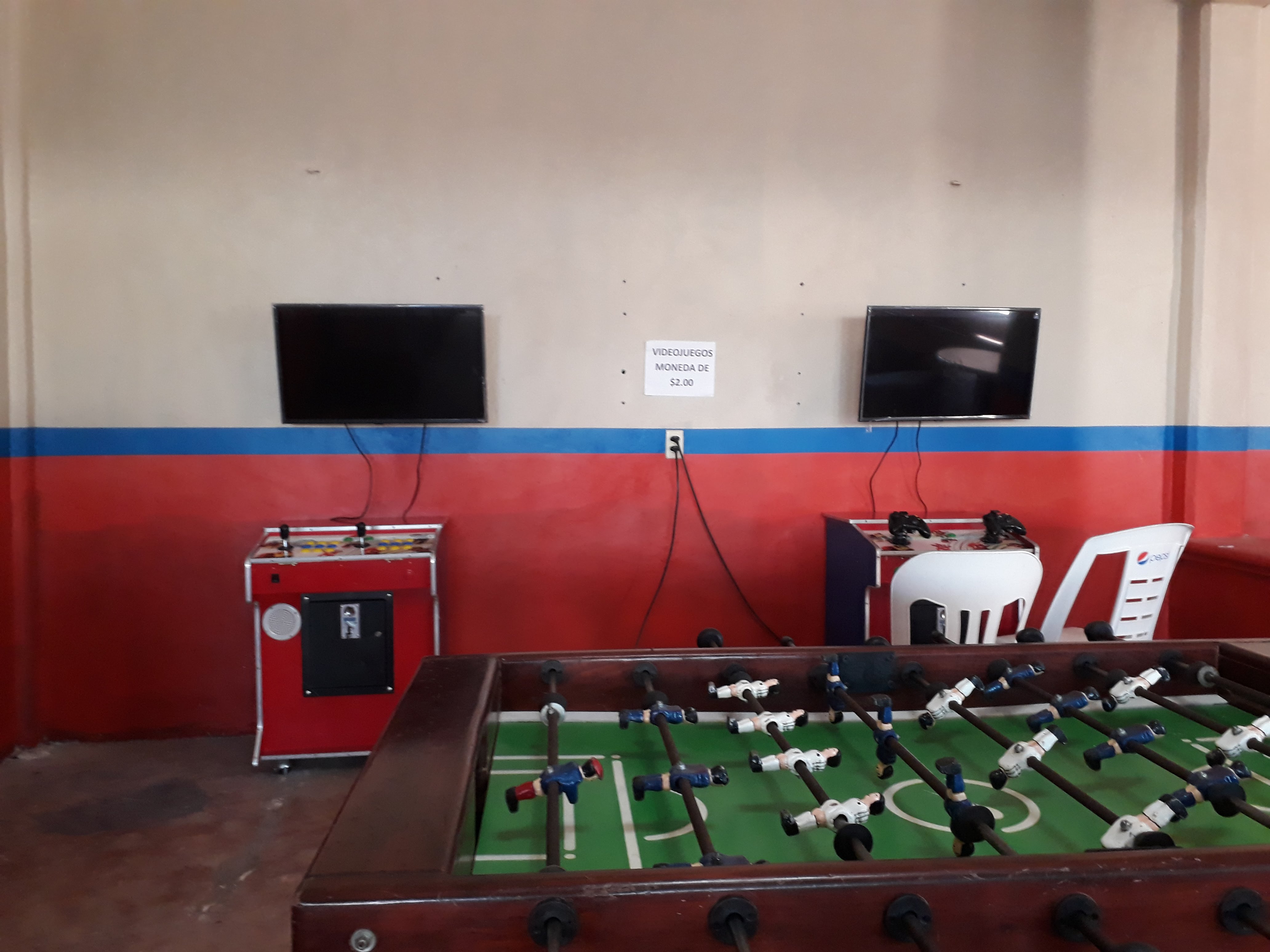 Boulevard Restauran And Grill image 3