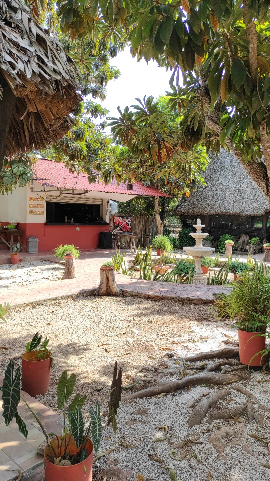 Las Torres Restaurant Bar & Grill image 5