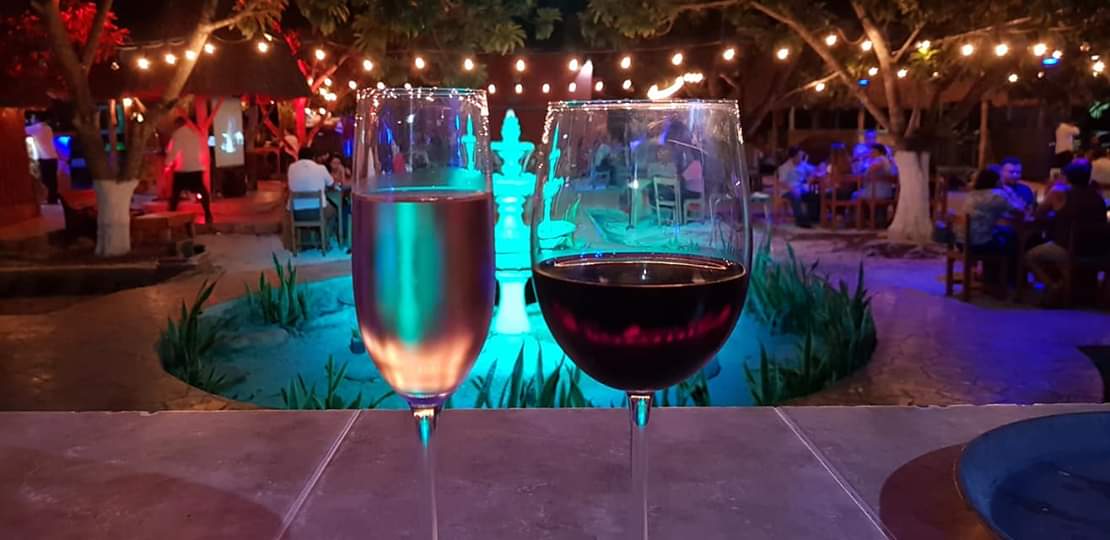 Las Torres Restaurant Bar & Grill image 6