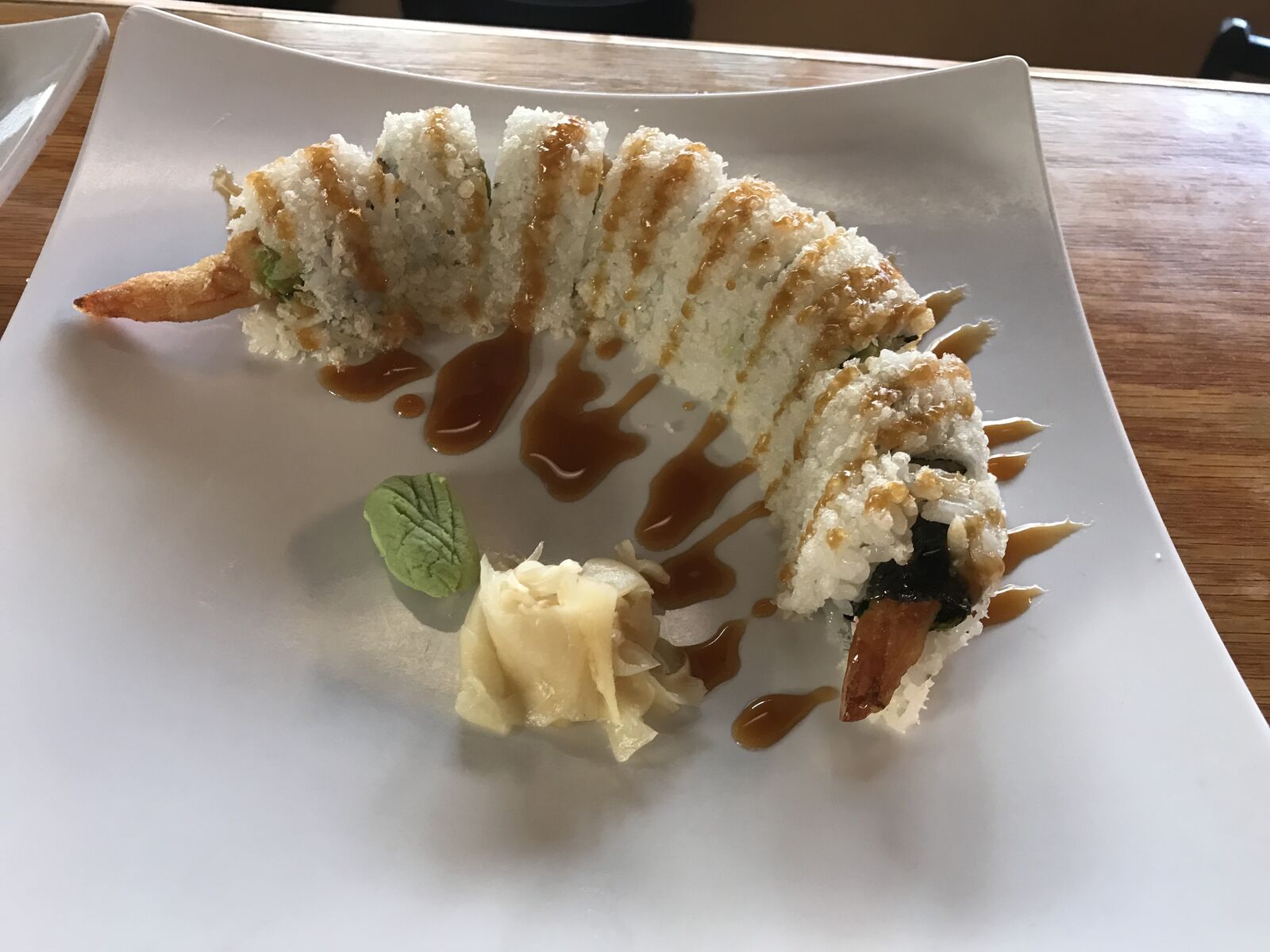 Zomos sushi & teriyaki image 7