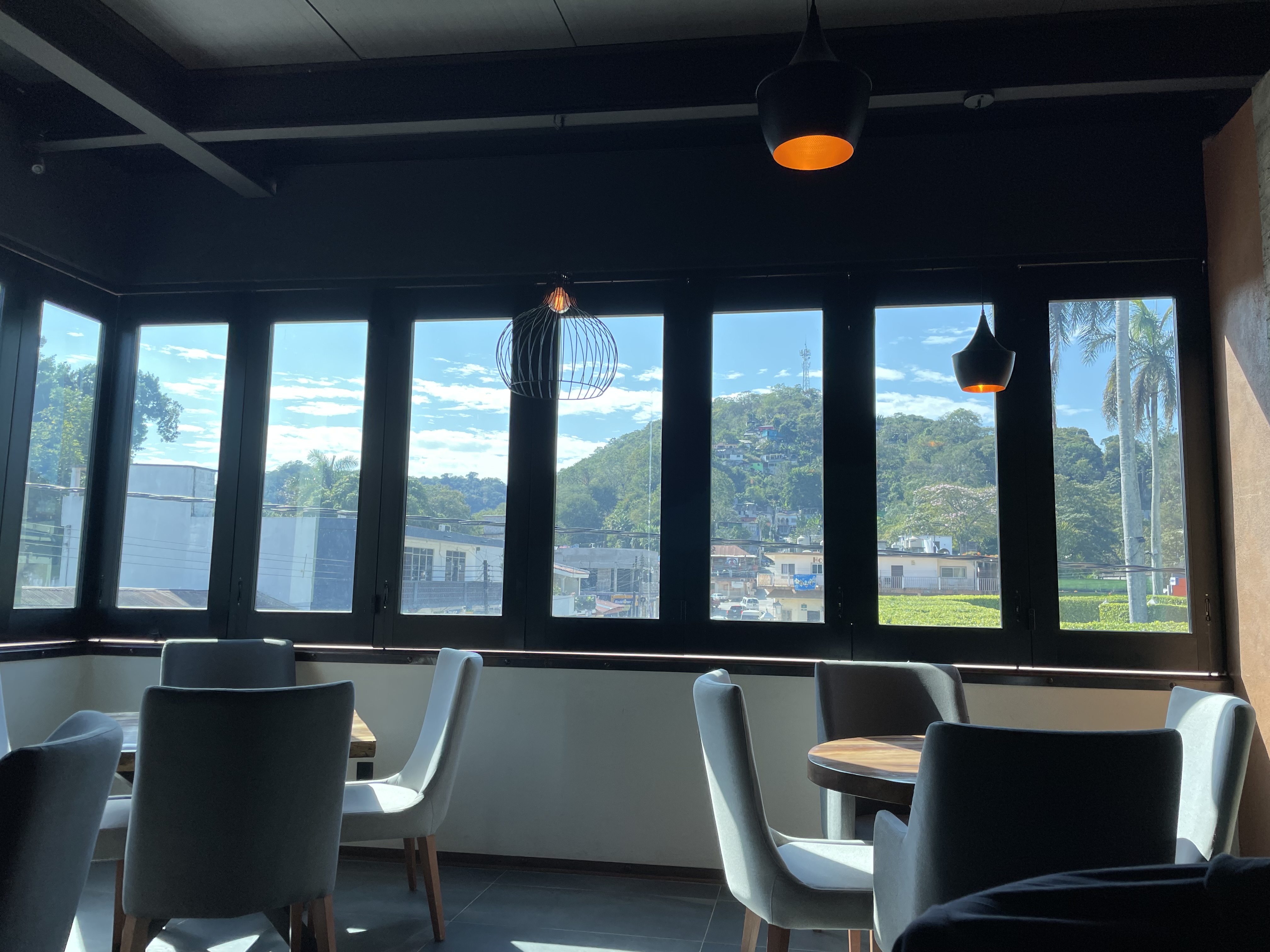 Túnel Restaurante & Bar image 1