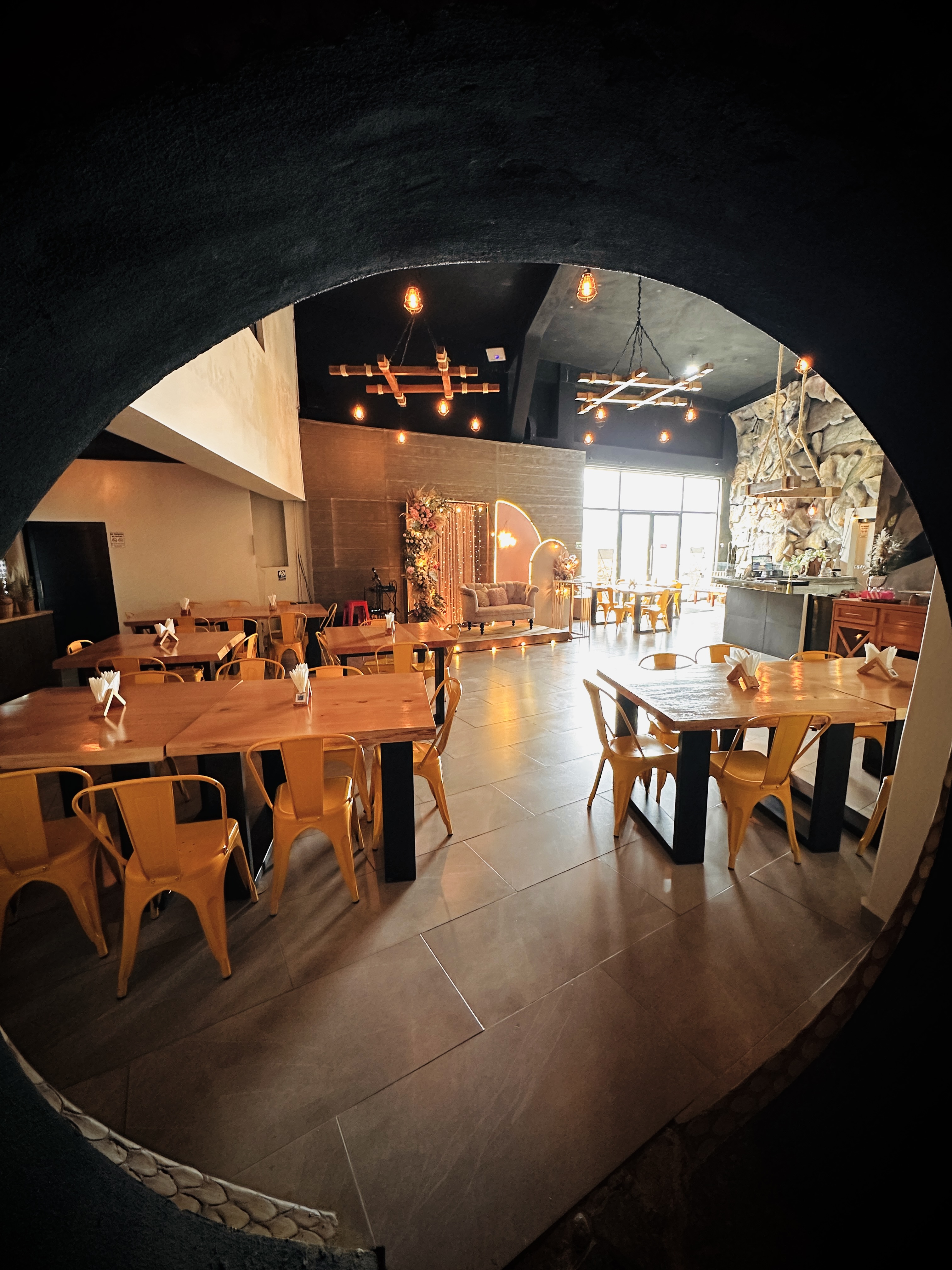 En La Cueva Restaurante image 2