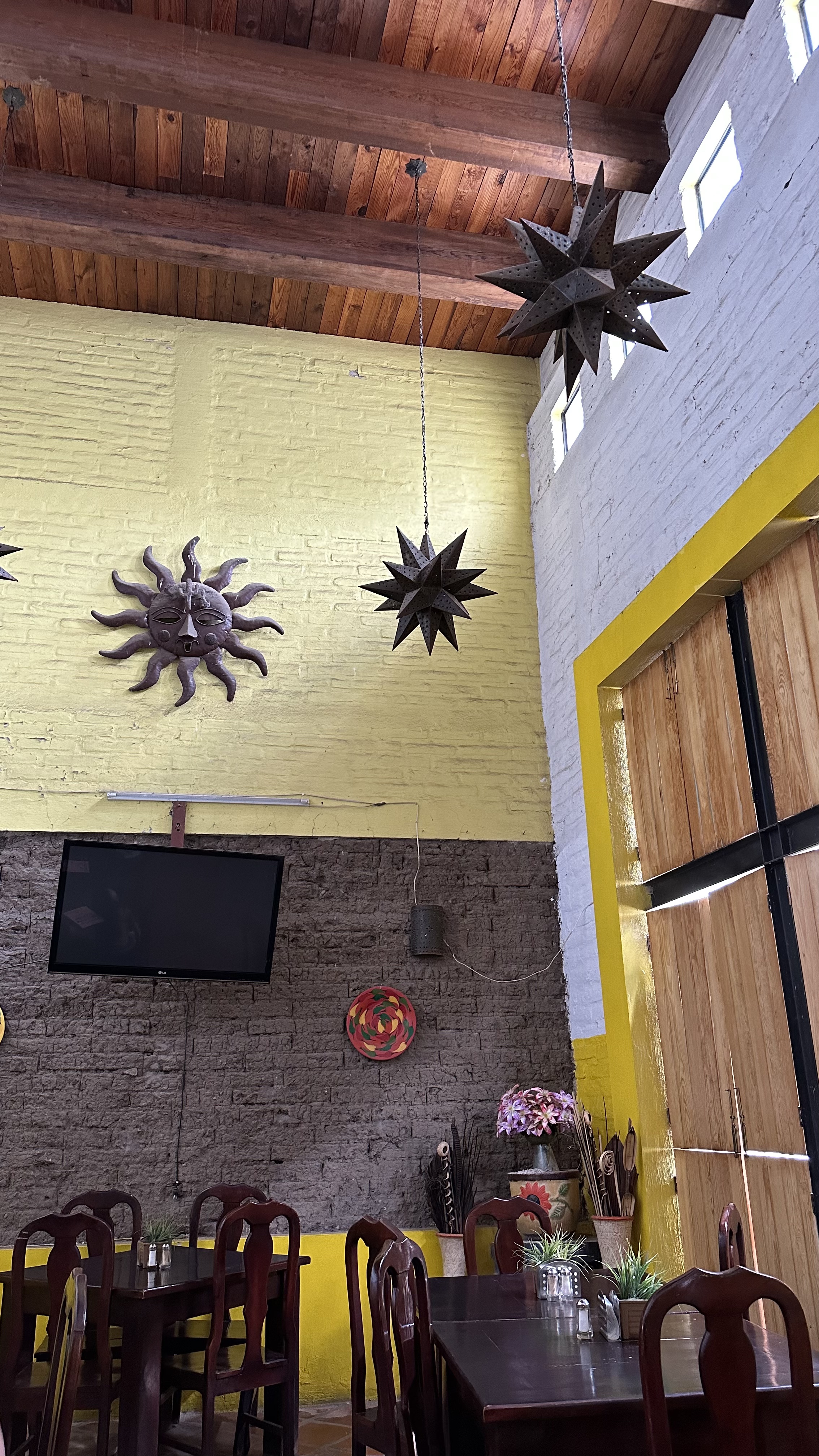 El Marquez Restaurant & Bar image 10