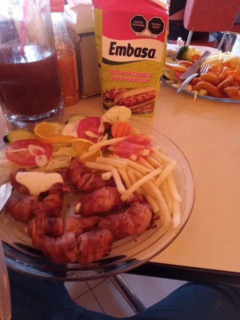 Mariscos Hugo's image 6