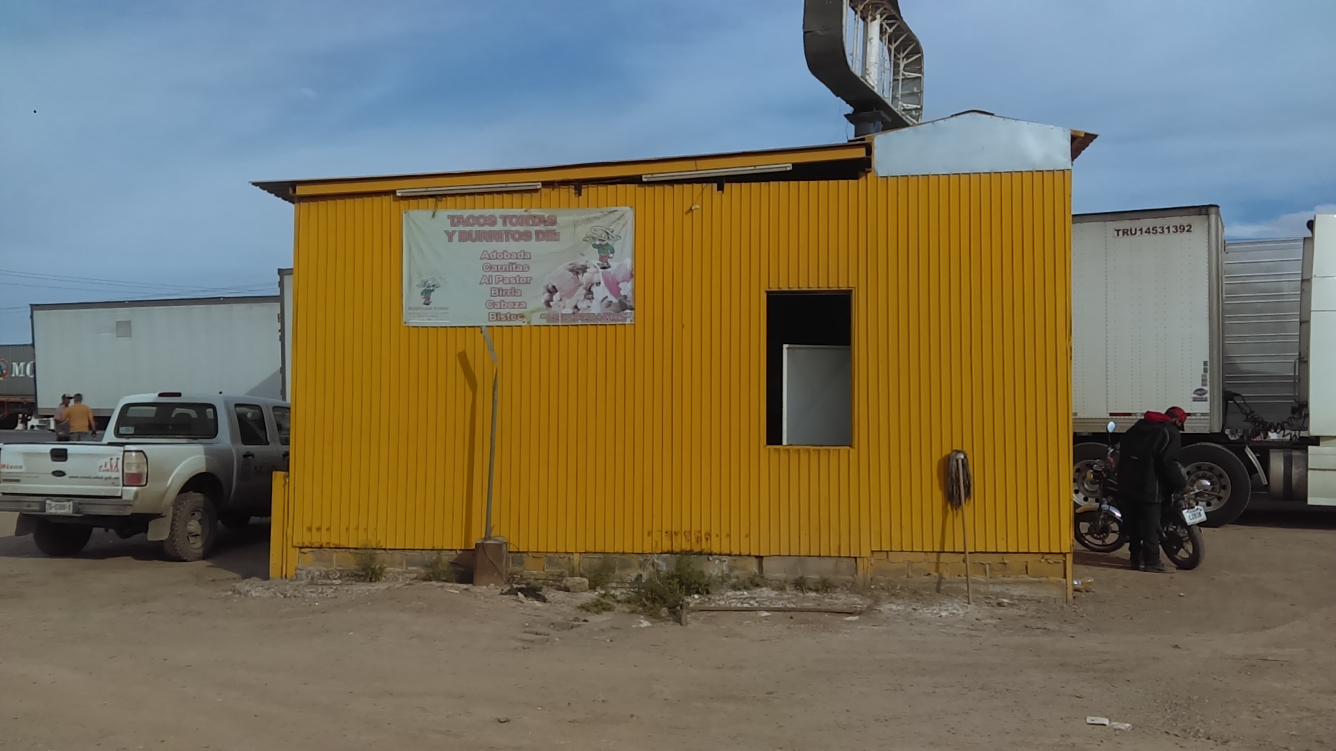 Alberts Mexican Food Y Hotel Lienzo Charro image 10