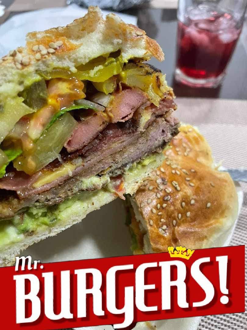 MR Burgers Calera image 1