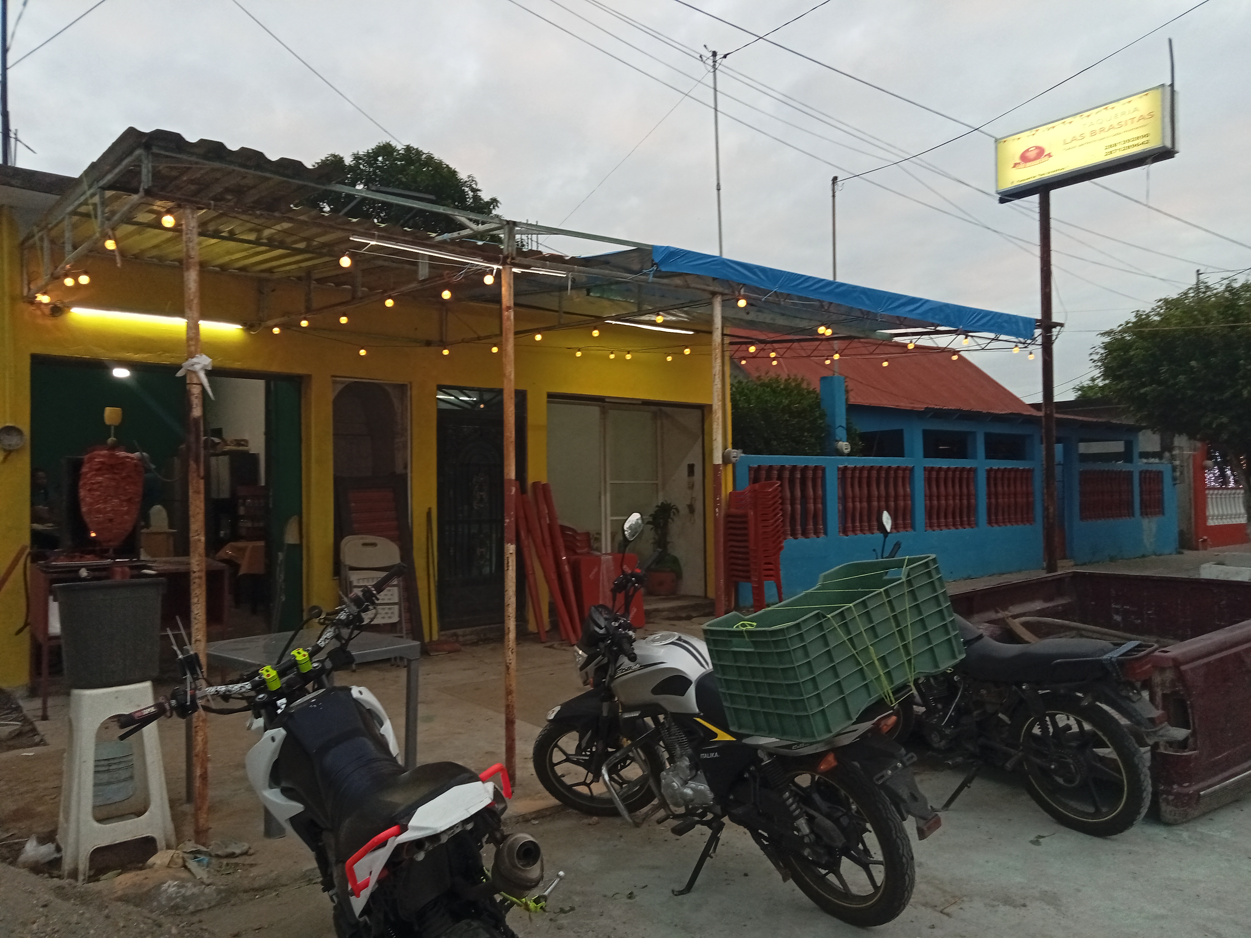 Taqueria "Las Brasitas" image 3