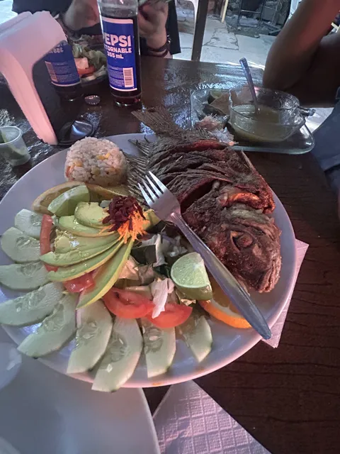 Restaurant El Rincón Escondido Mariscos y Especialidades image 4