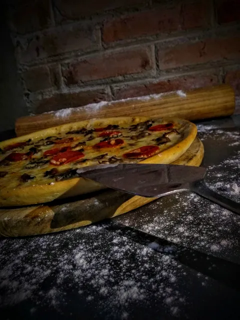 La Pizza image 3