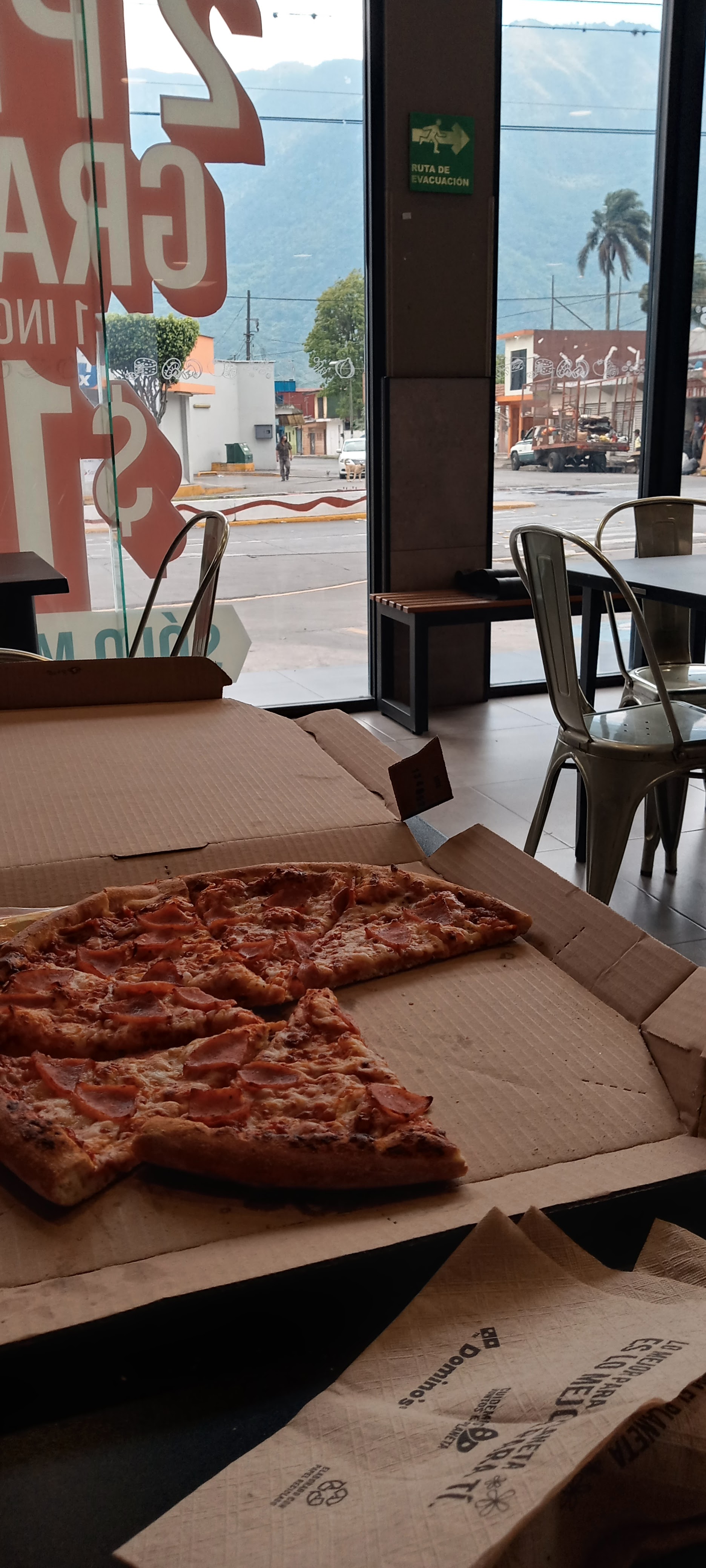 Domino's Río Blanco image 4