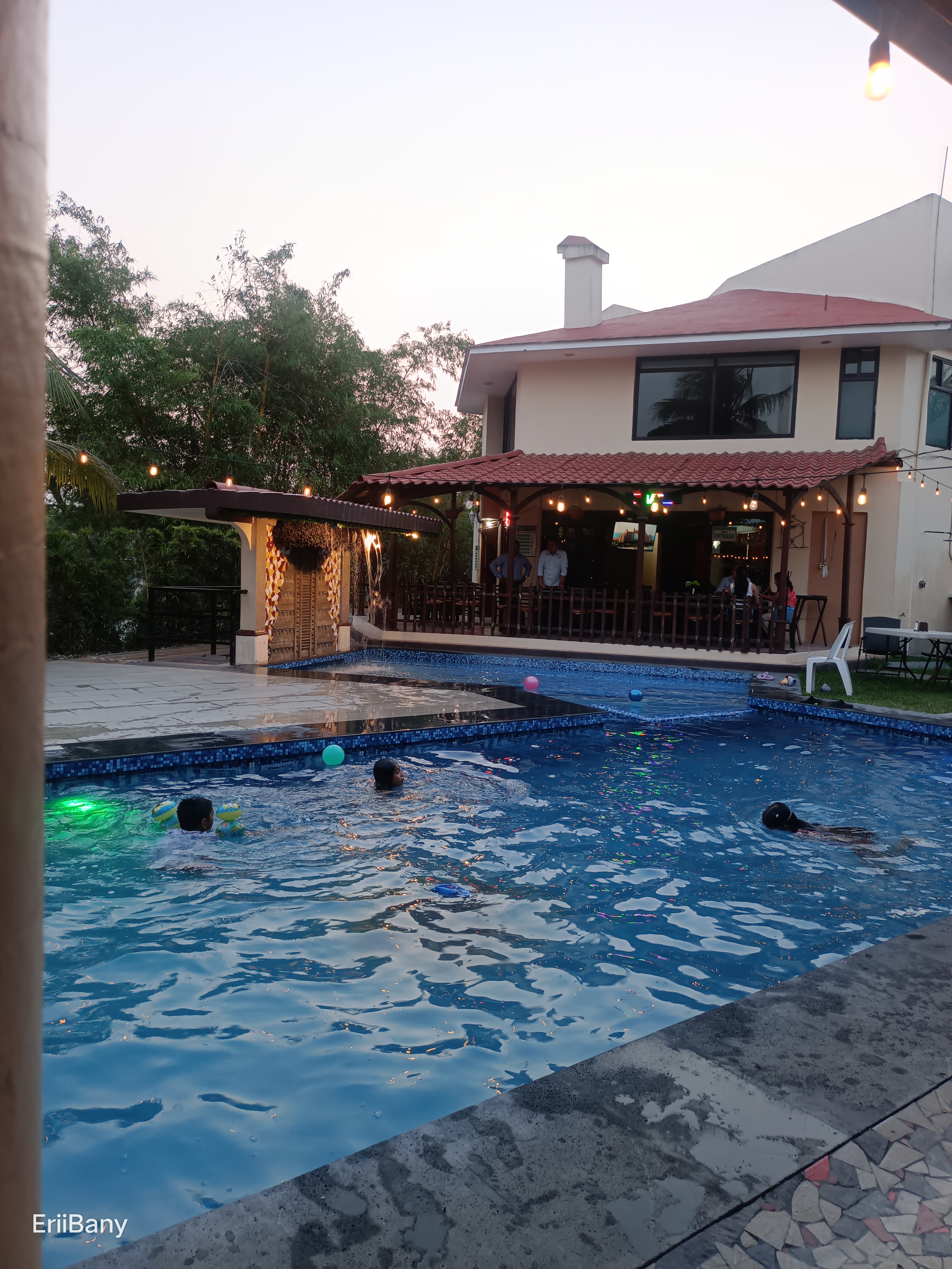 club campestre colinas del conejo image 3