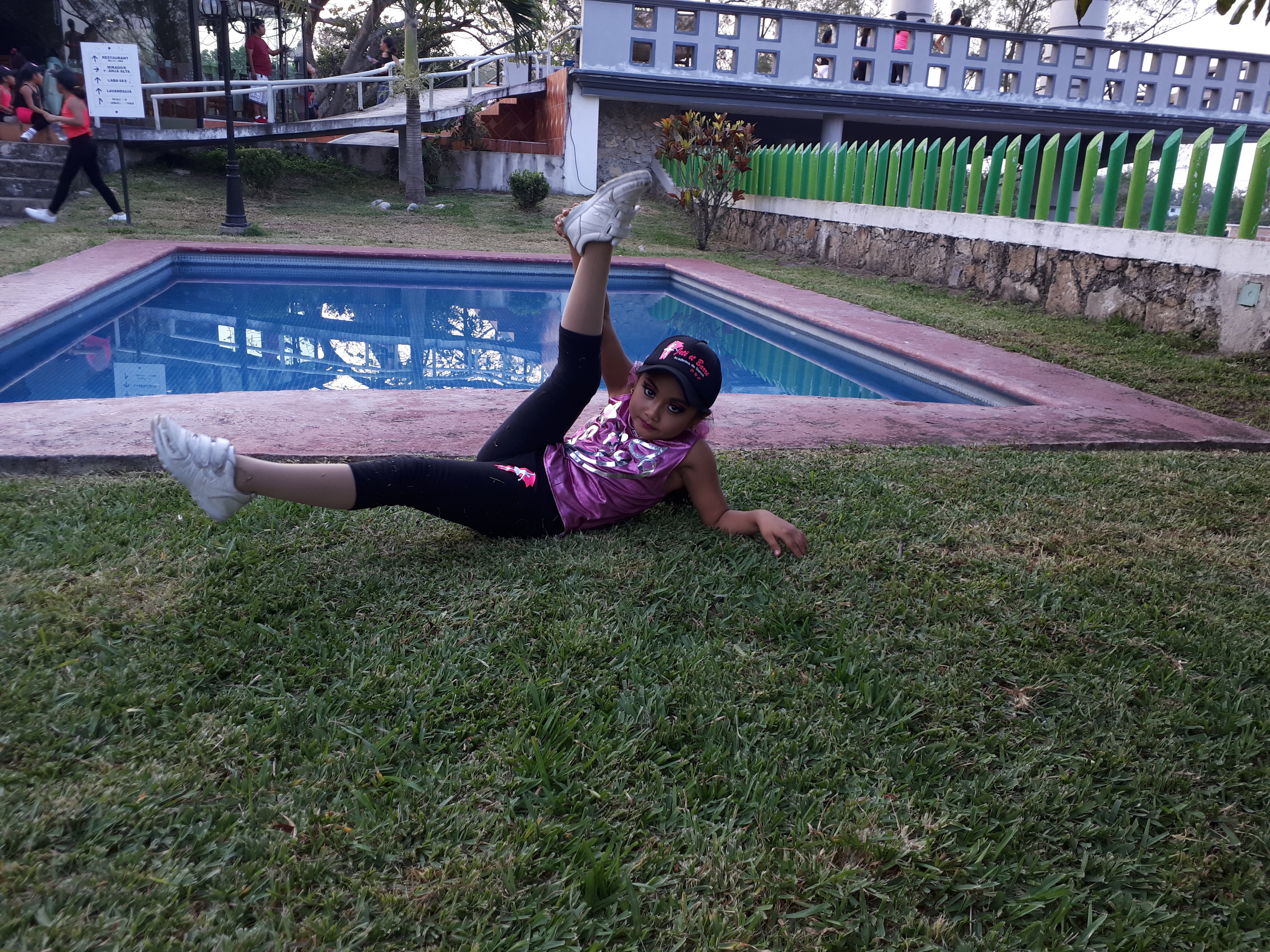 club campestre colinas del conejo image 9