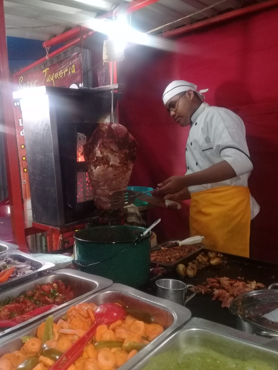 Super Taquería "El Gordo" image 4