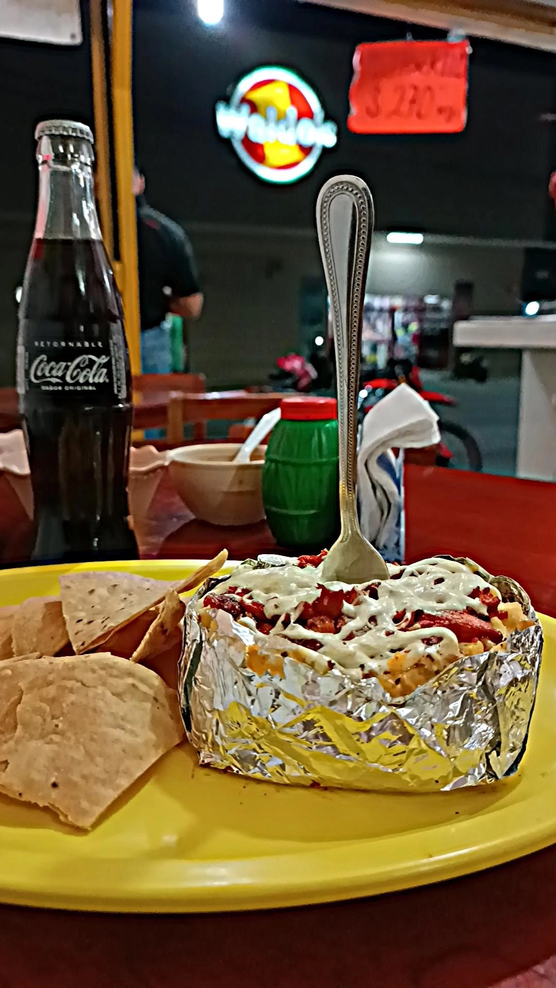 Super Taquería "El Gordo" image 9
