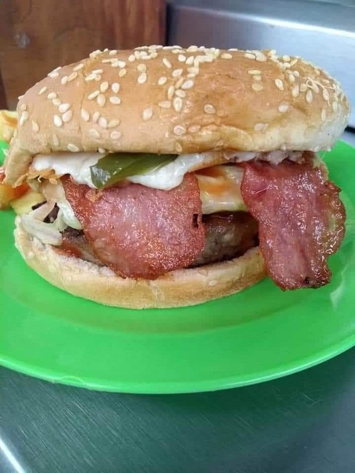 Spinka Burguer image 1