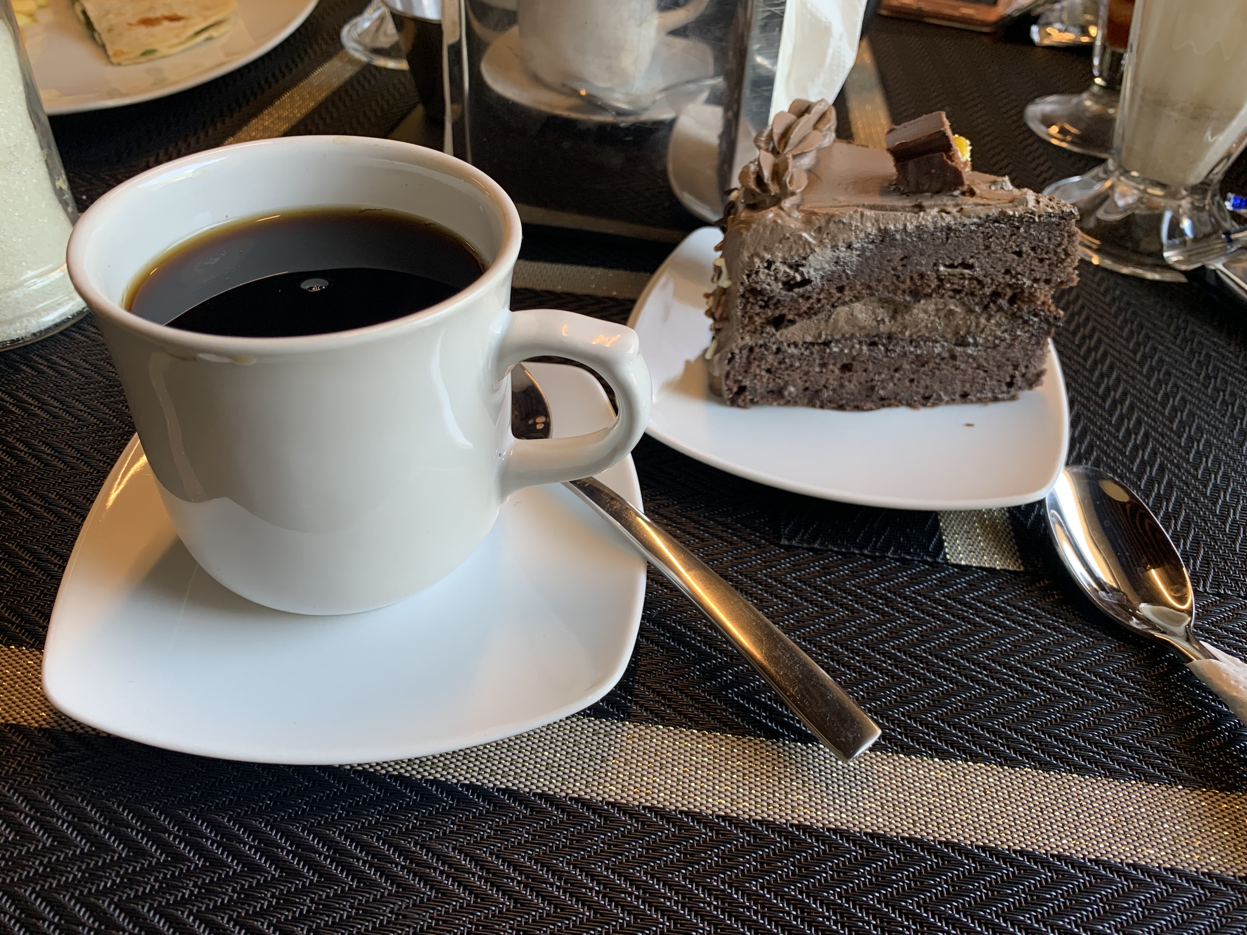 Enjoy Restaurant image 4