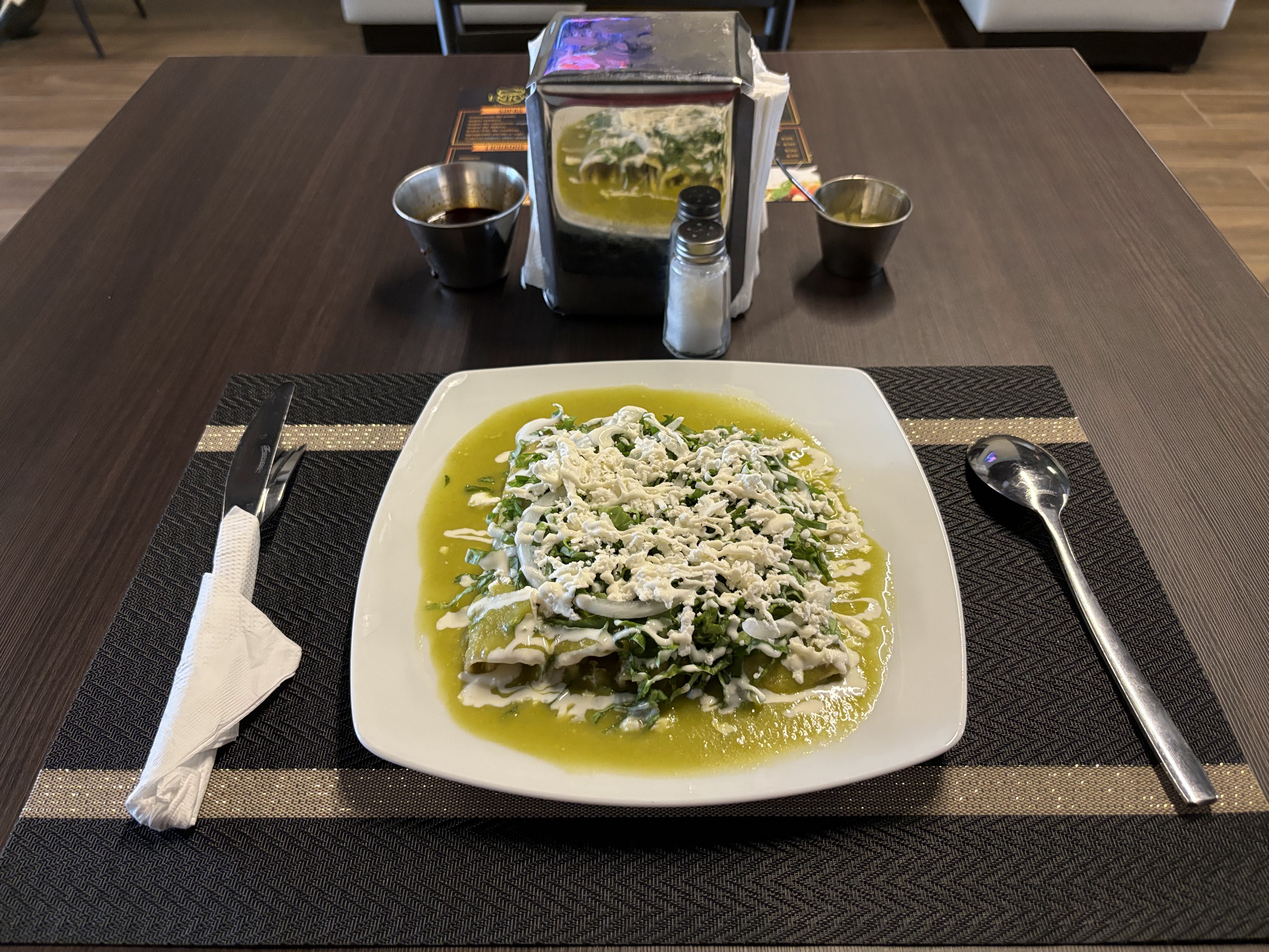 Enjoy Restaurant image 5