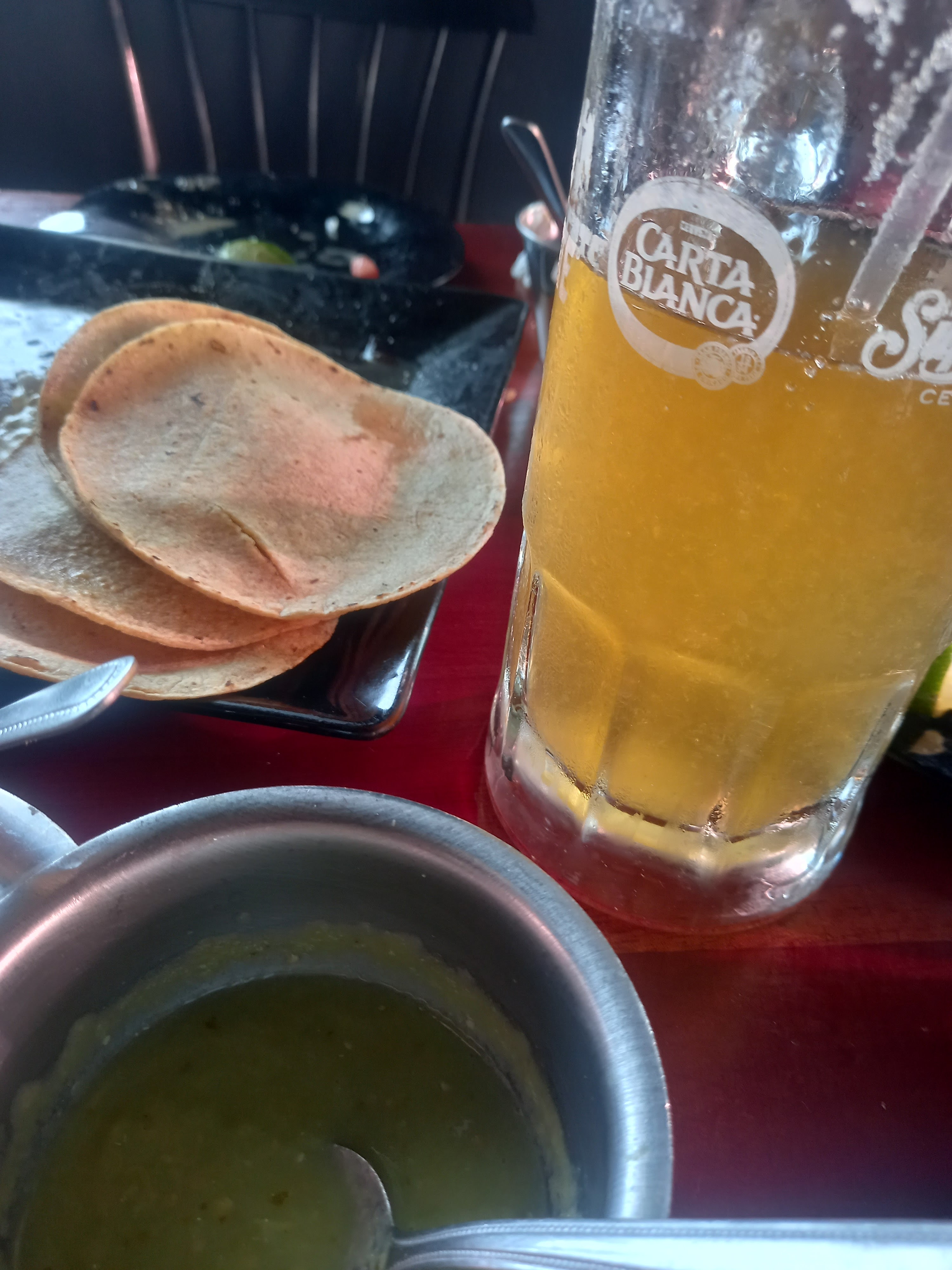 Fogón Tacos & Beer image 6