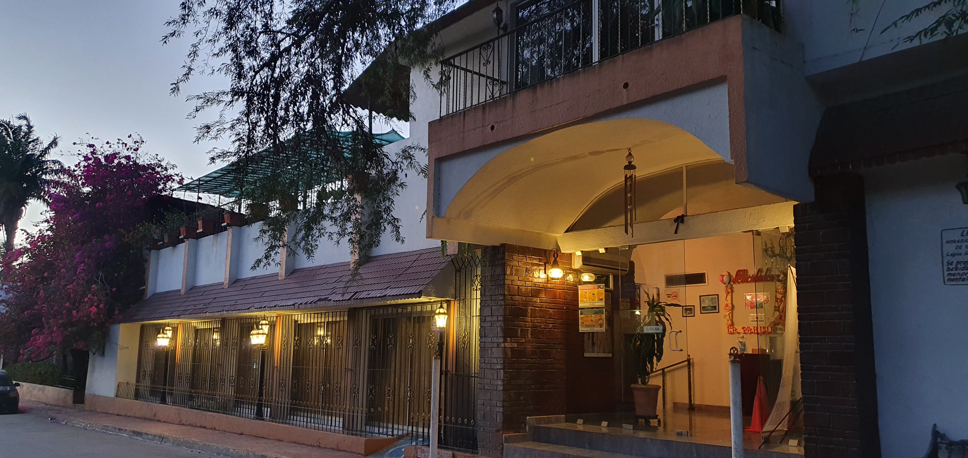 Restaurant Bar La Parisina image 1