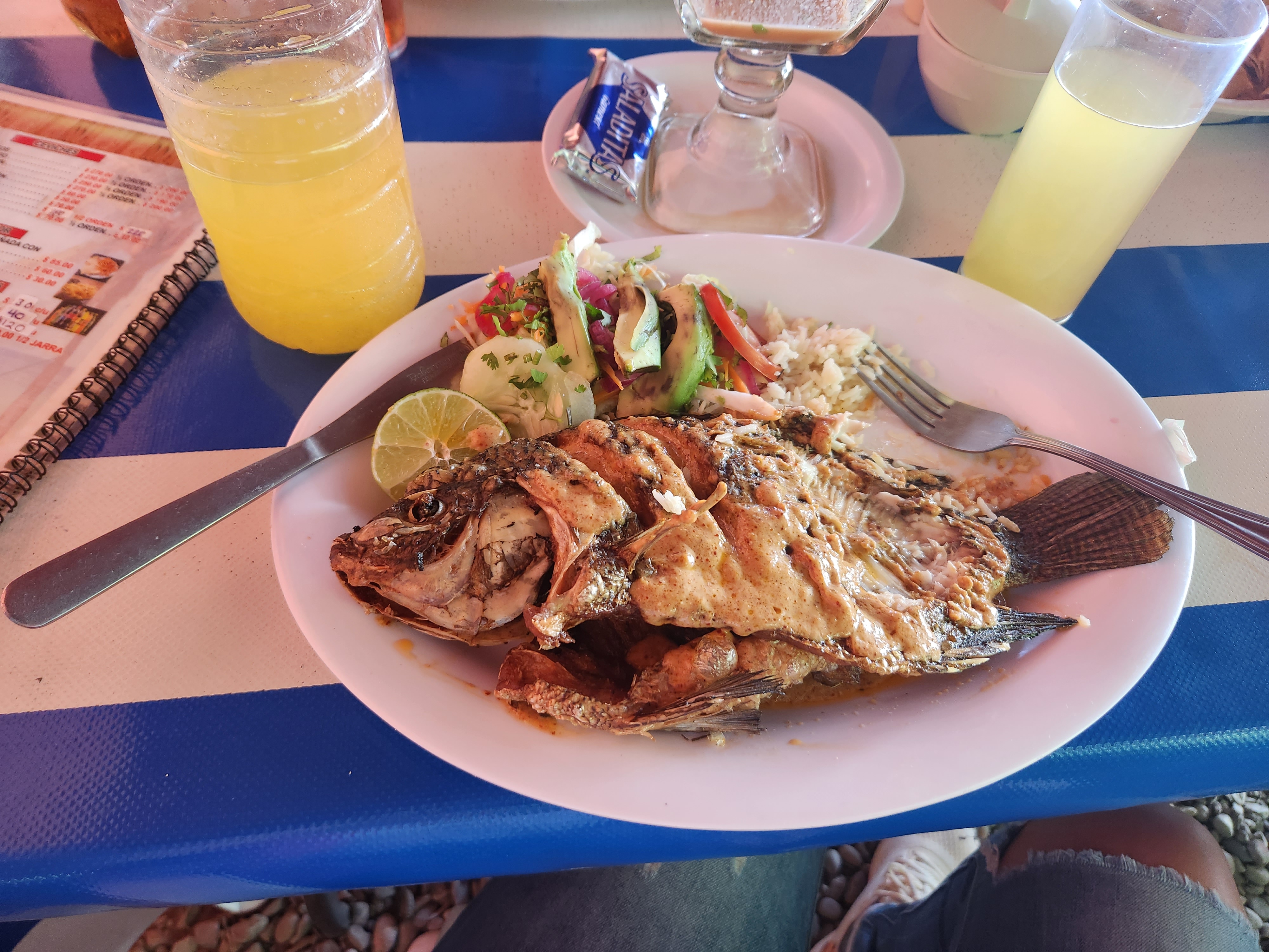 Coctelería El Costeño image 7