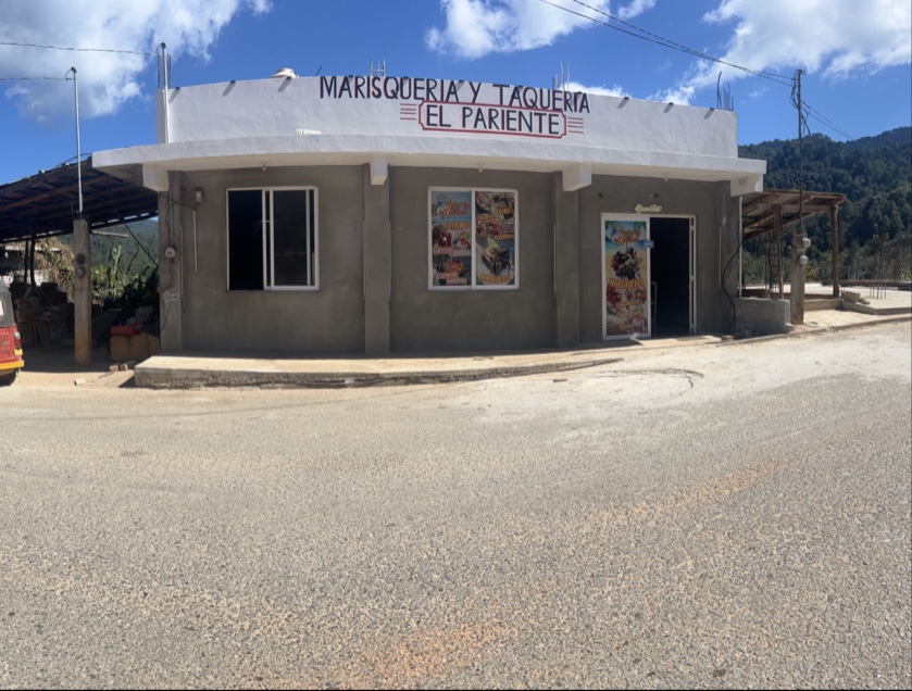 Marisquería y taqueria el pariente image 1
