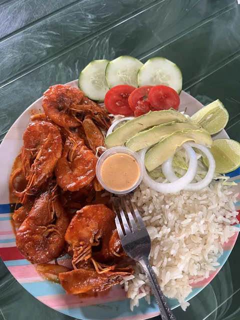 Marisquería y taqueria el pariente image 2