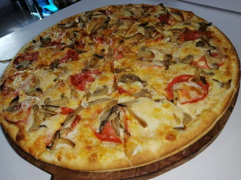 eagles pizza tizayuca image 8