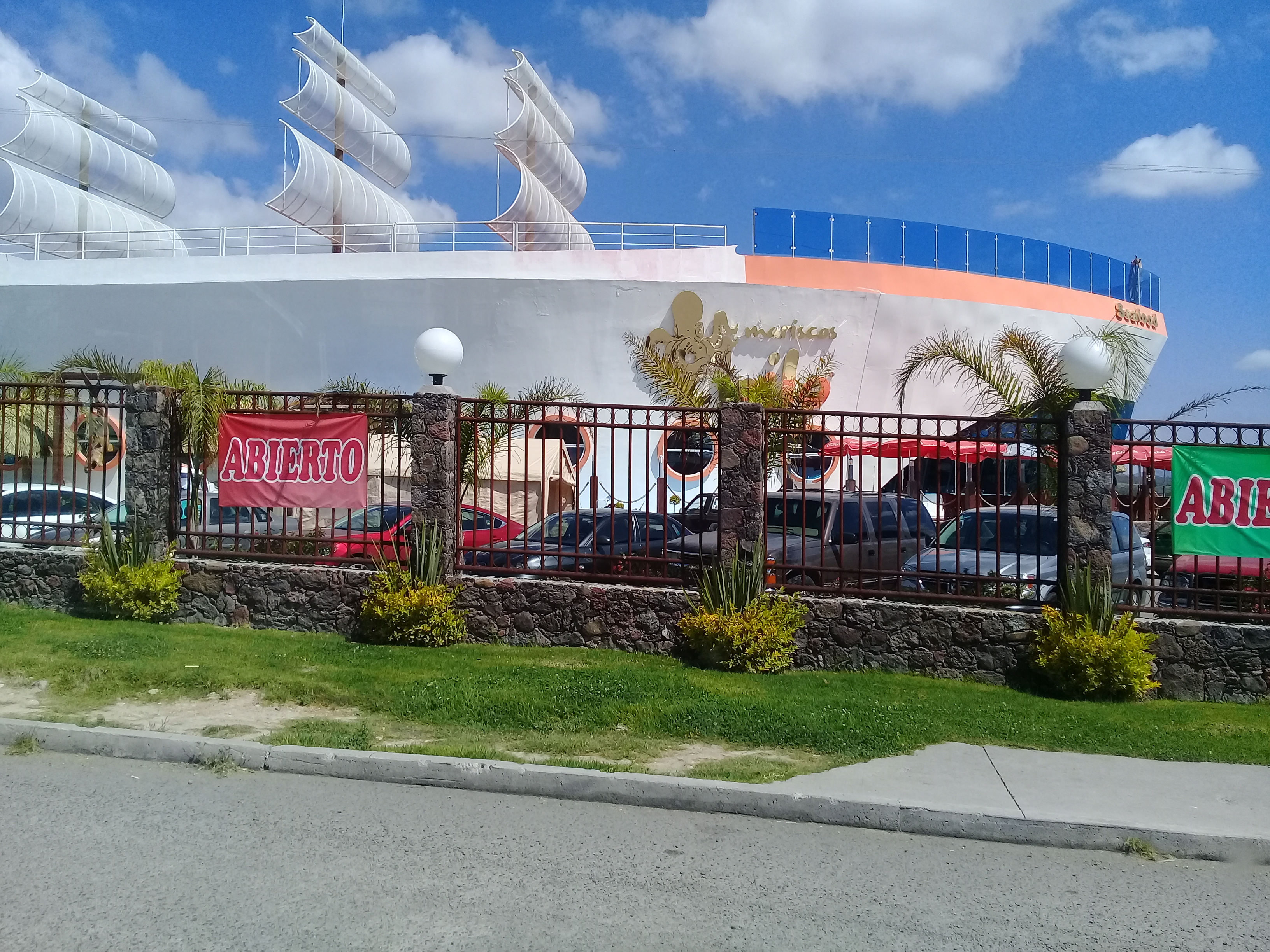 Mariscos Chilo Barco image 1