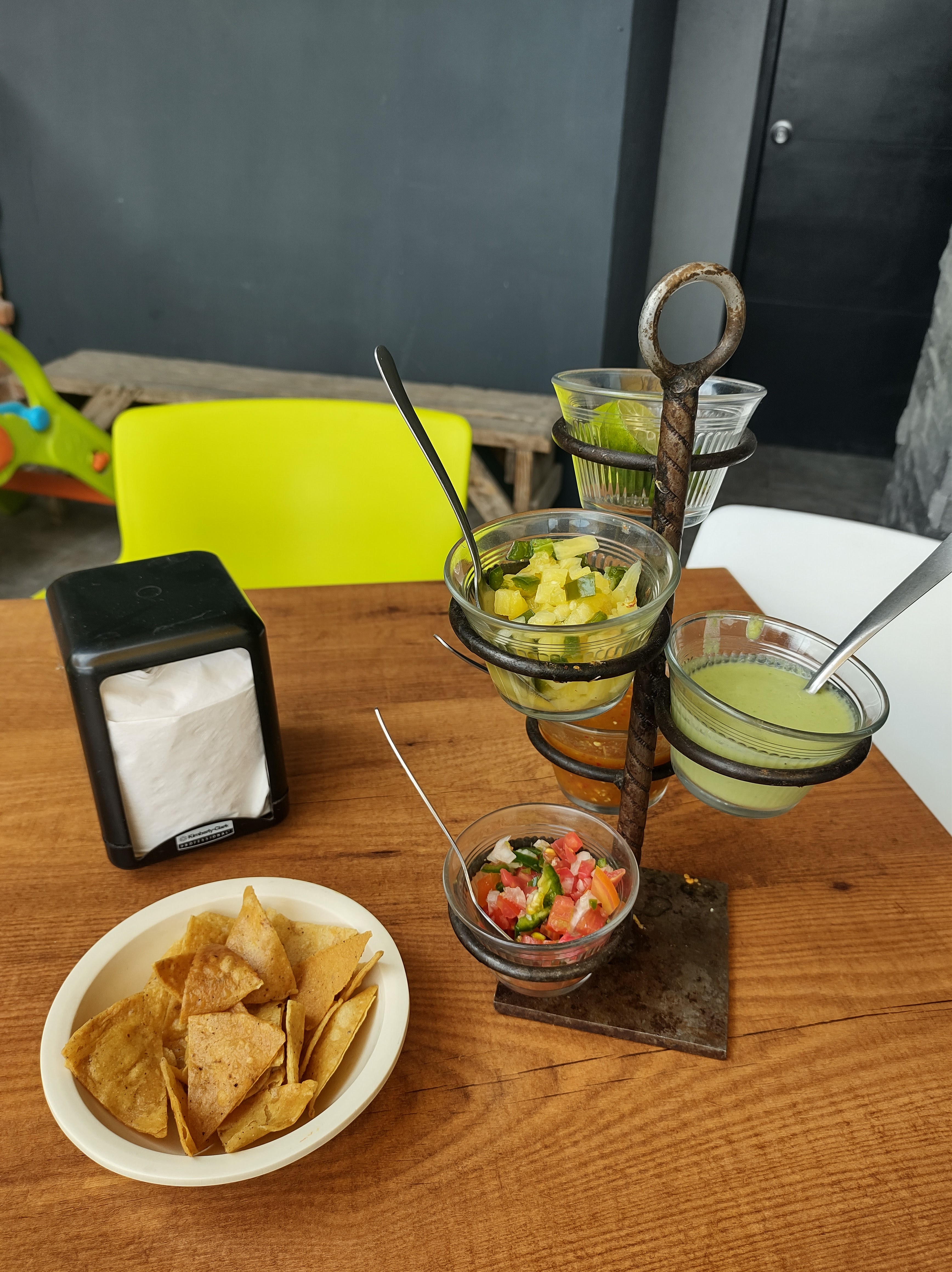 LAS PARRILLADAS TAQUERIA image 5