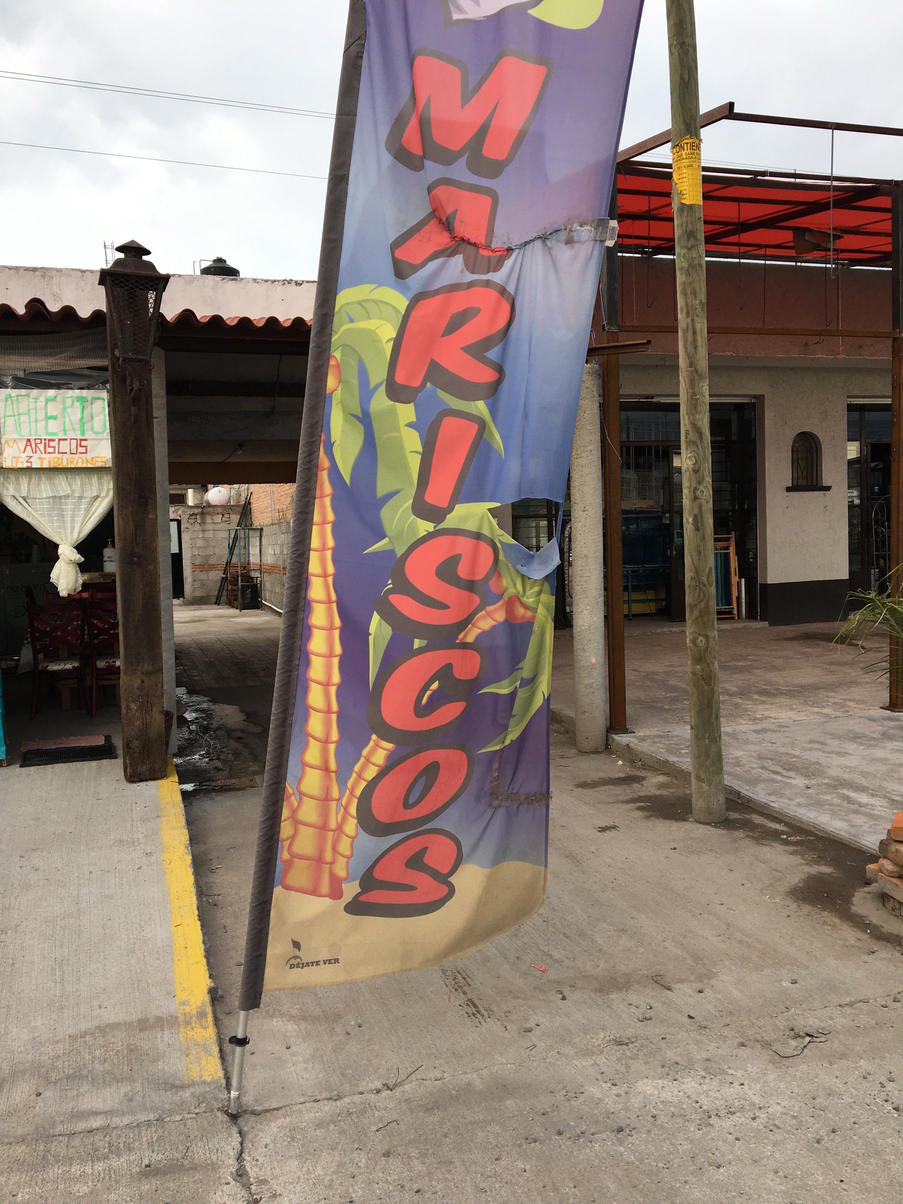 Mariscos los 3 tiburones image 8