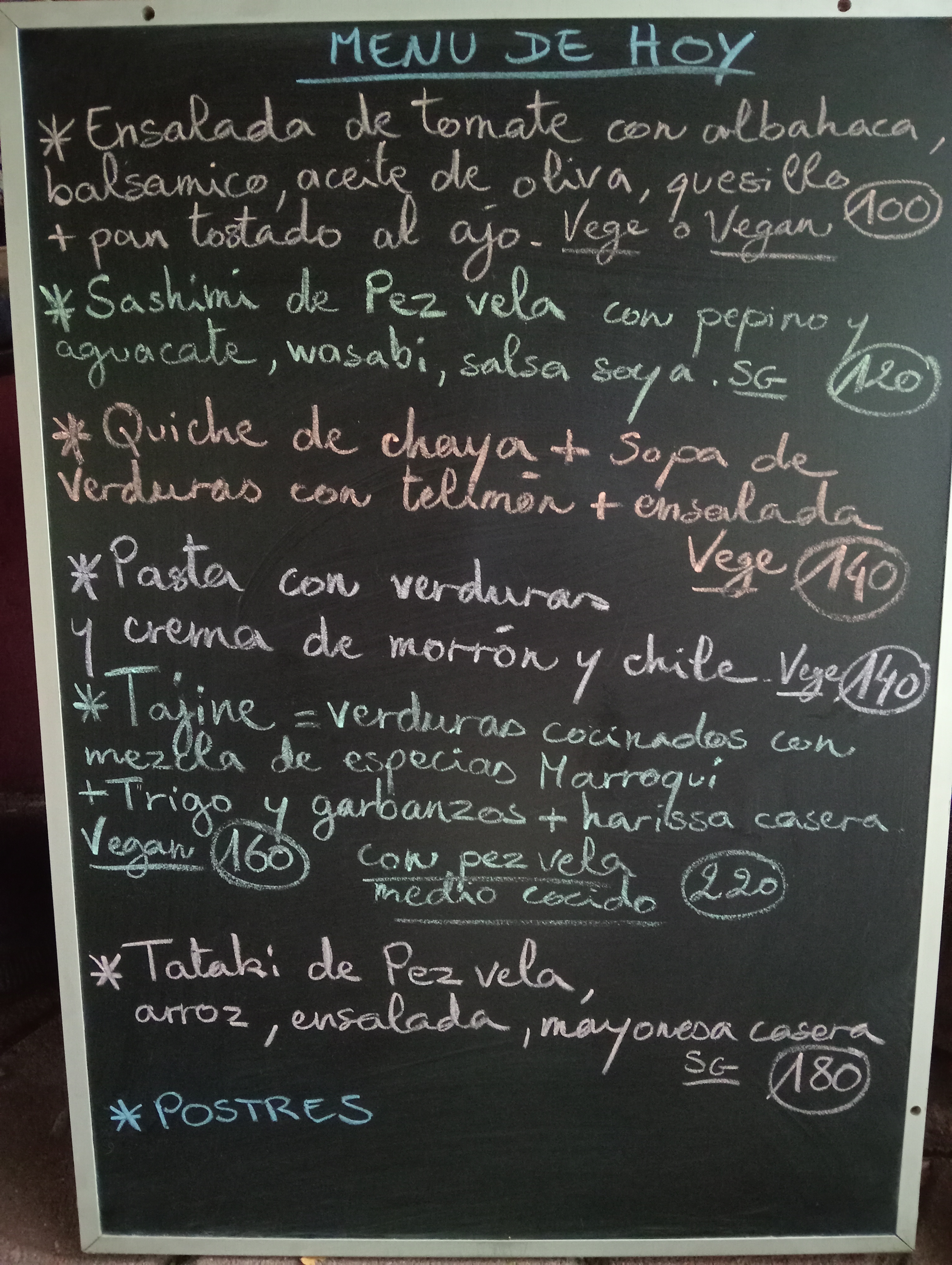 Los Gatos Locos image 9