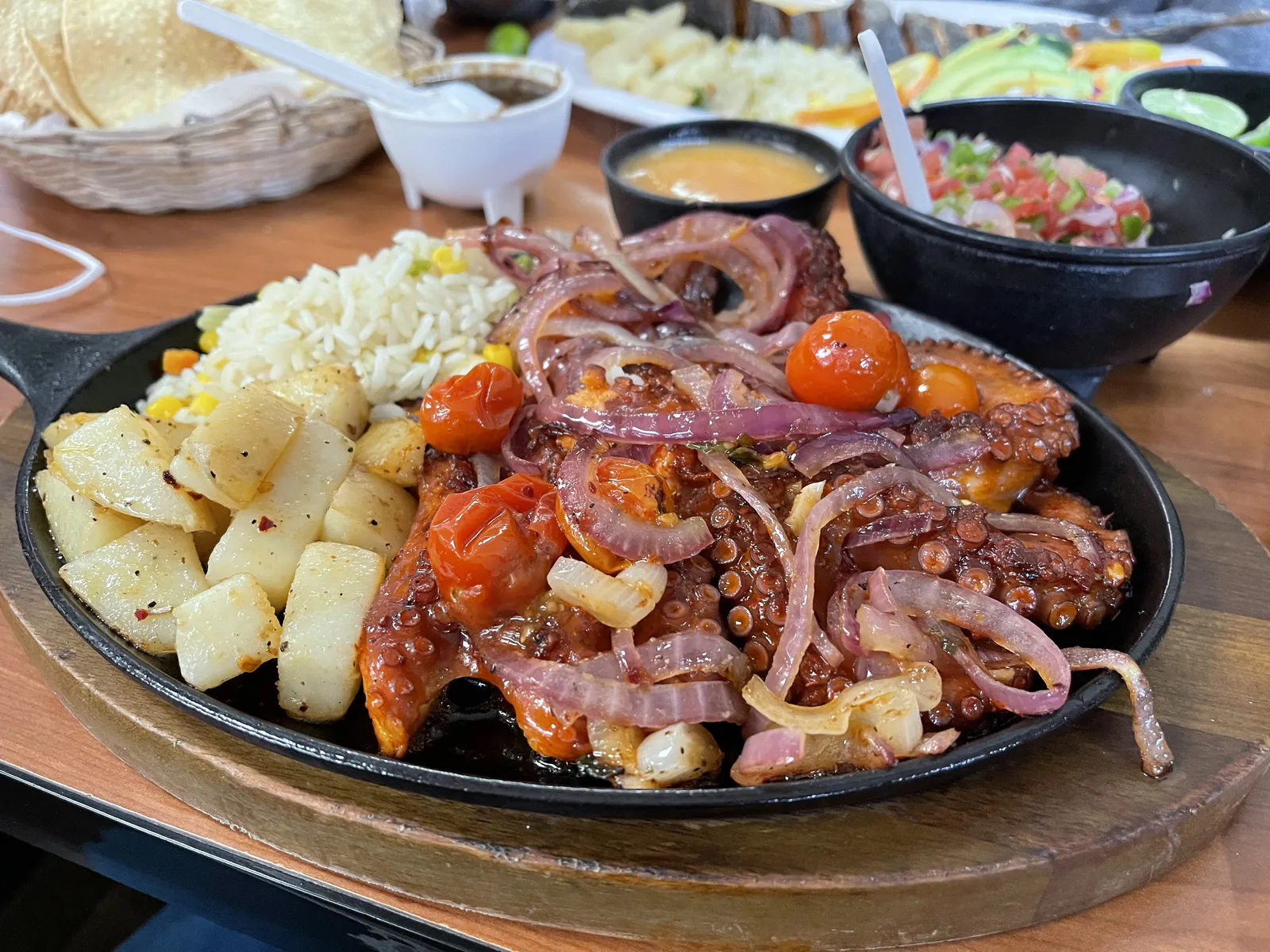 pescaderia la sierra image 10