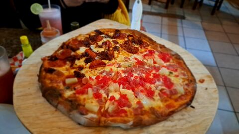 Pizzas El Mal Querido image 3