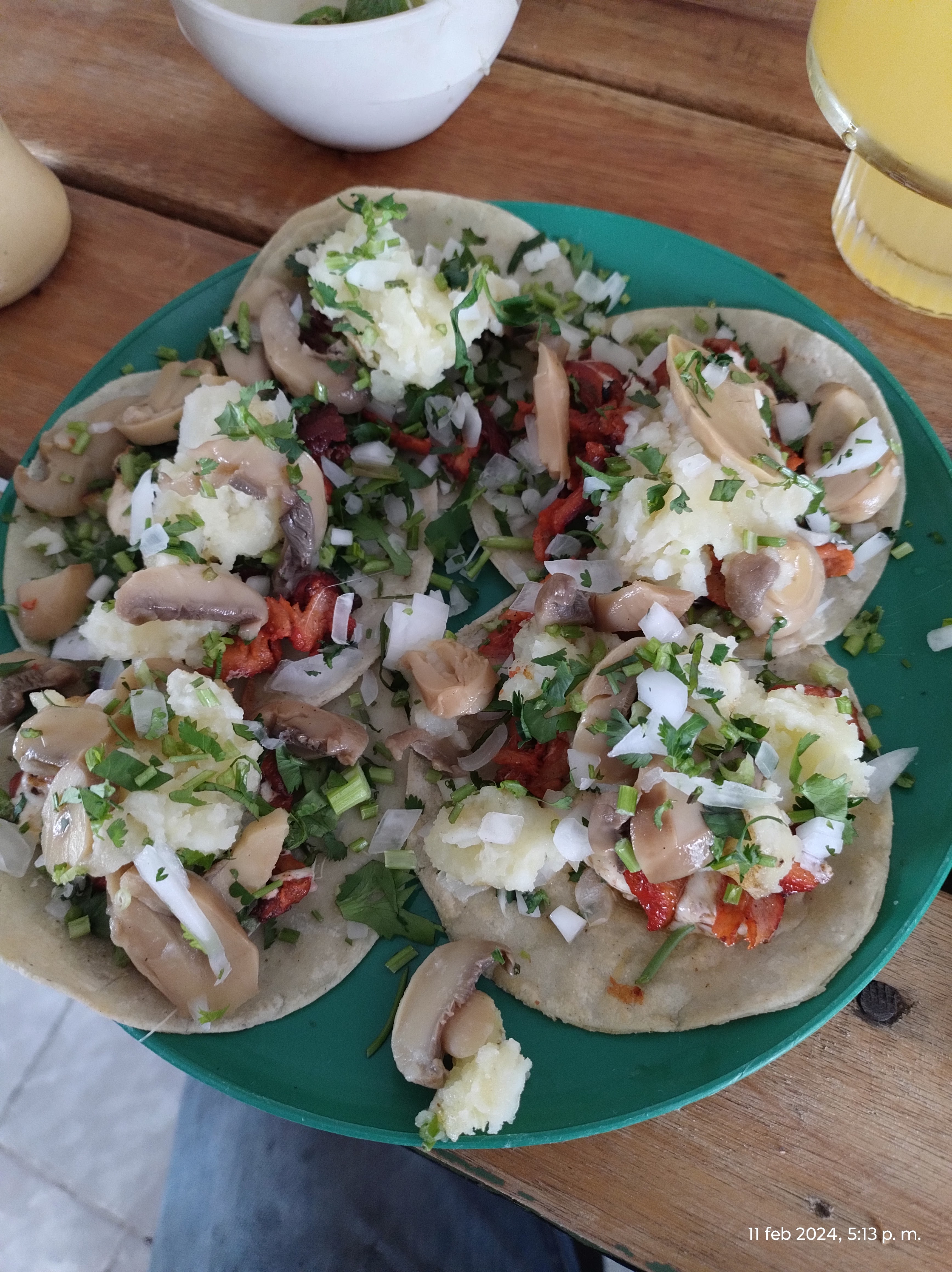 Taqueria Madre Mía image 5