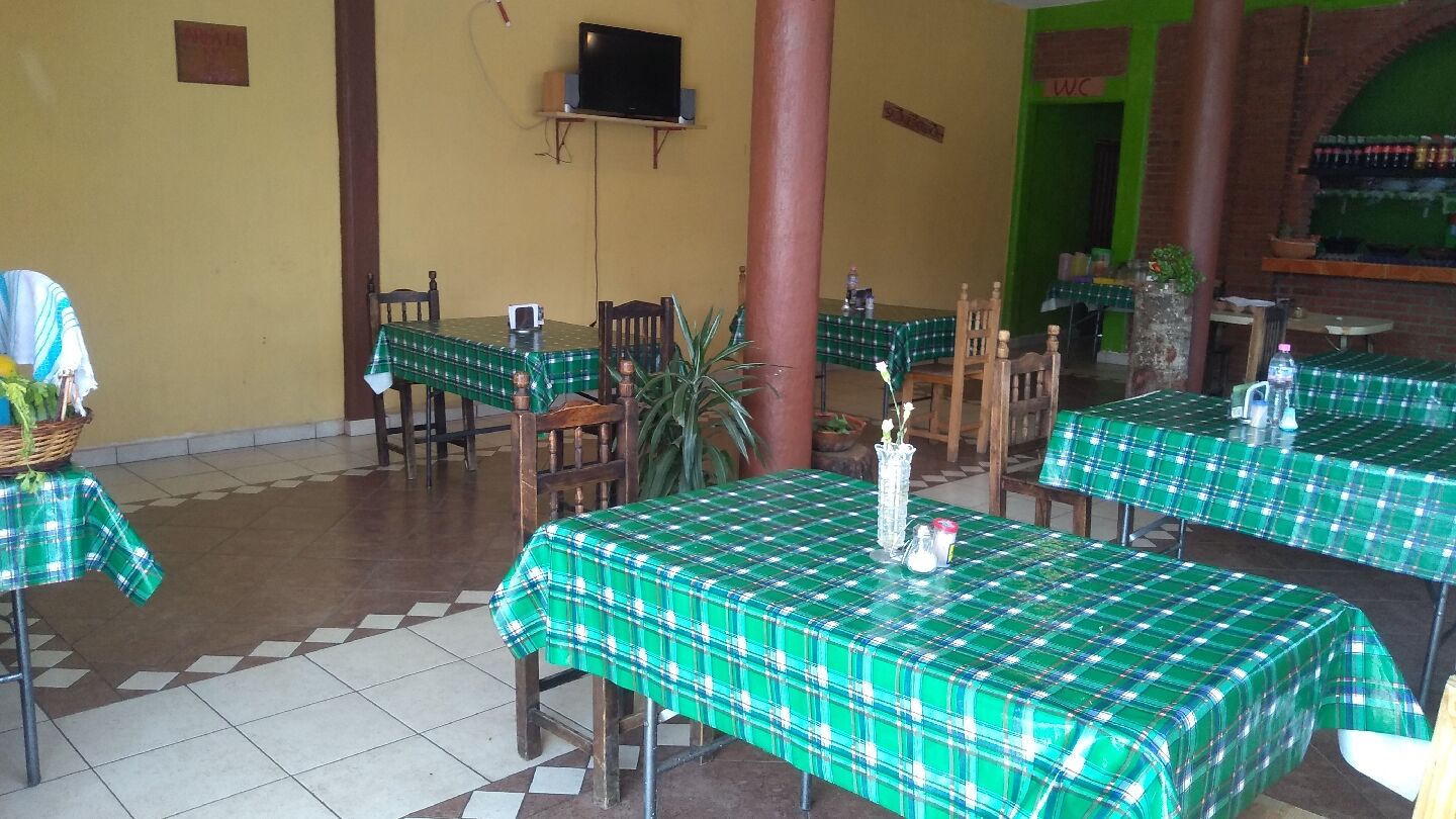 COMEDOR FAMILIAR DANNY'S image 4