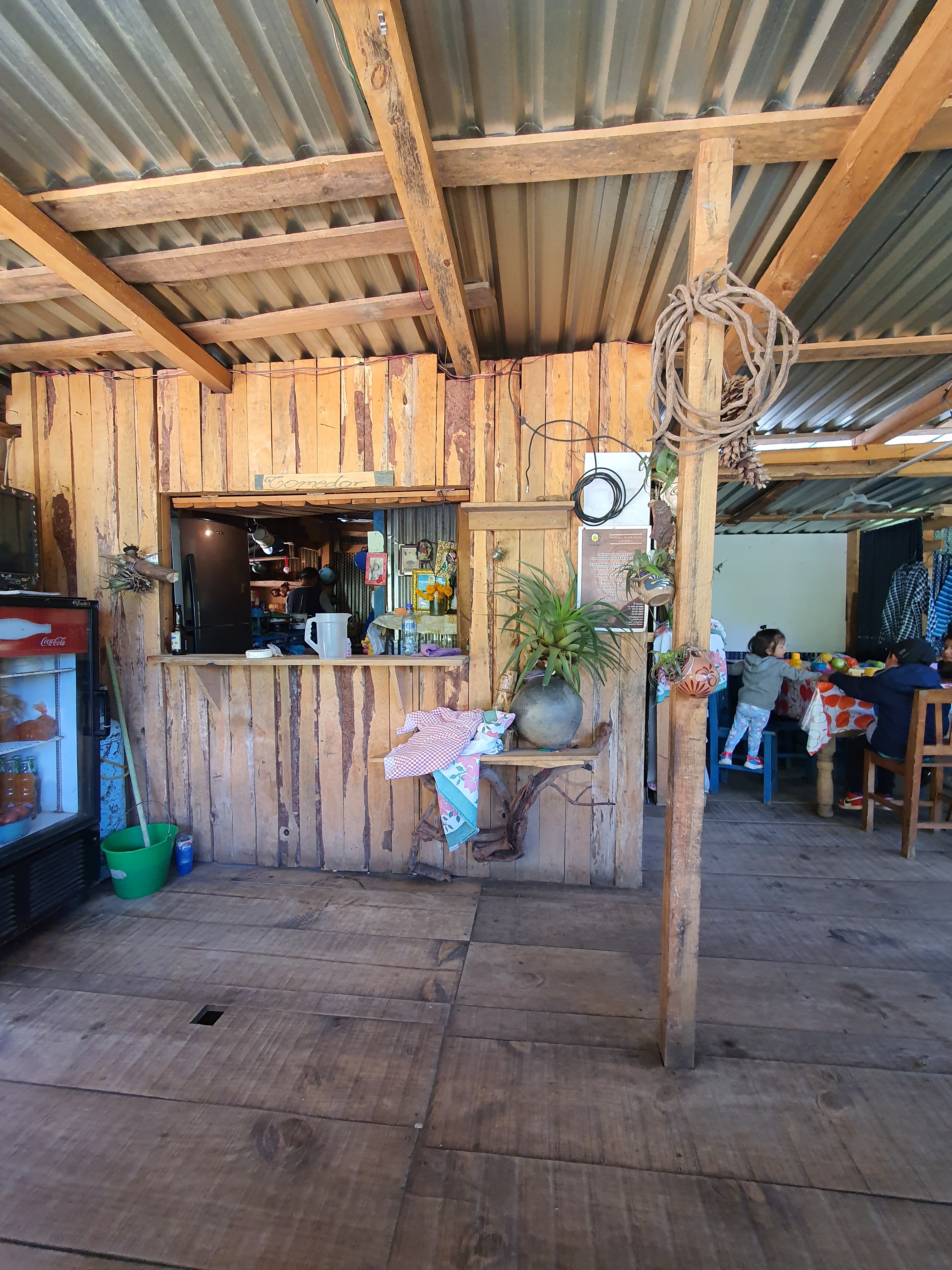 Comedor Sarylu image 1