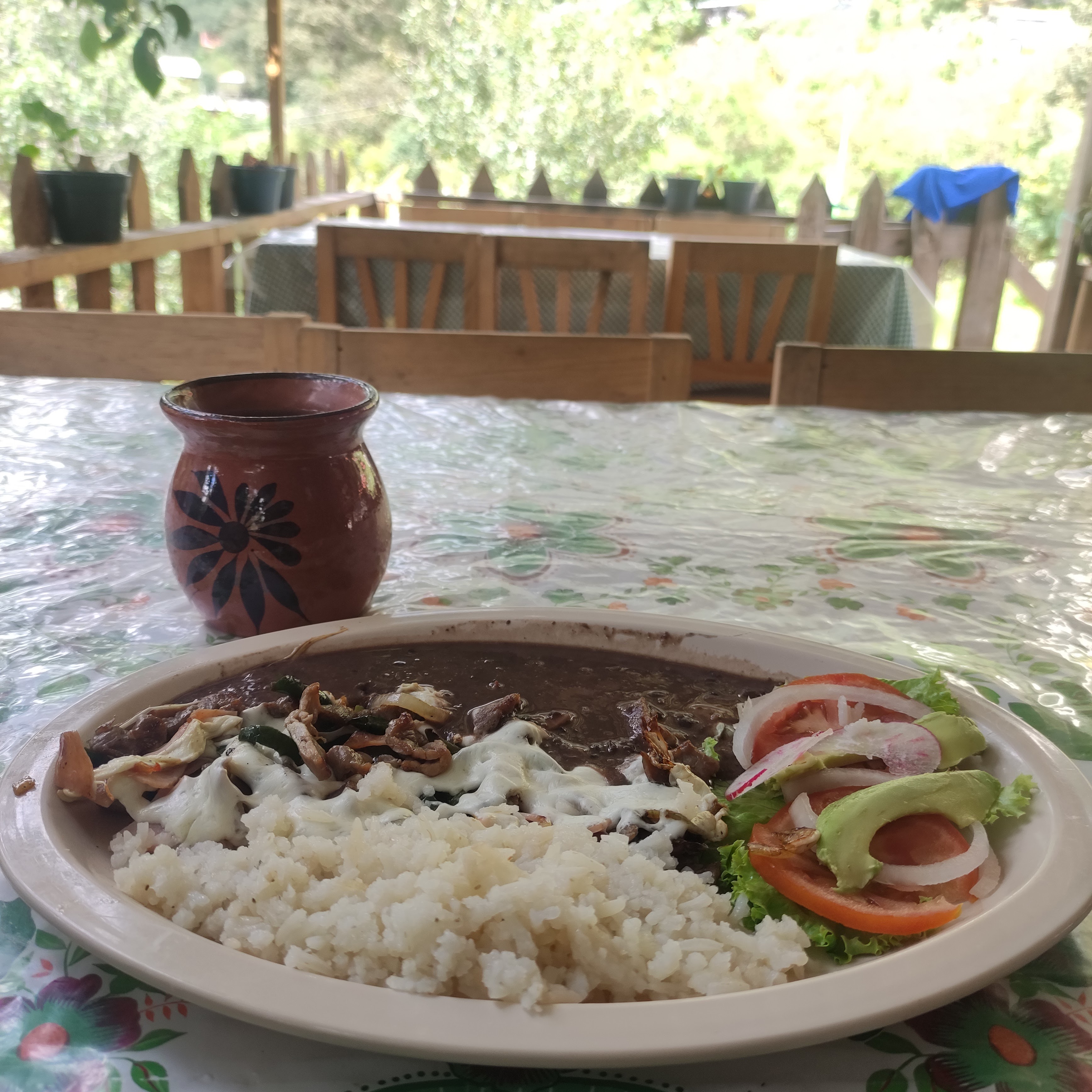 Comedor Sarylu image 4