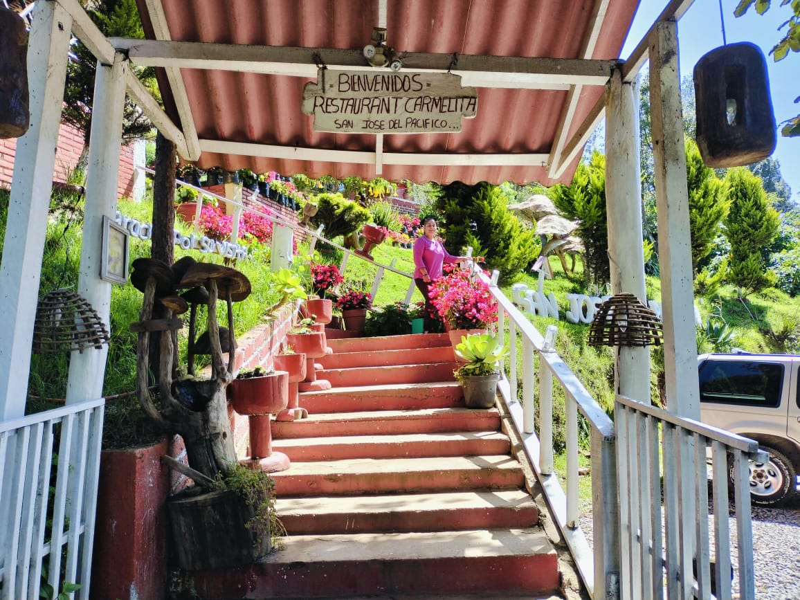 Comedor Carmelita image 8