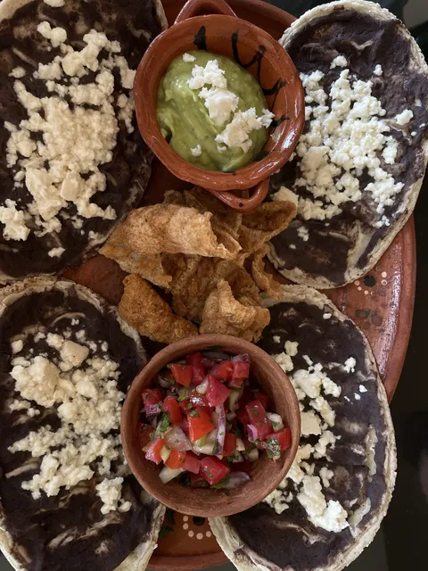 La Loma image 7