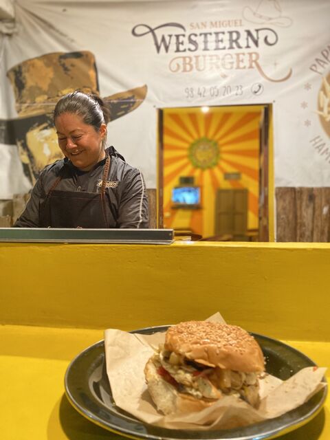 Western Burger image 5