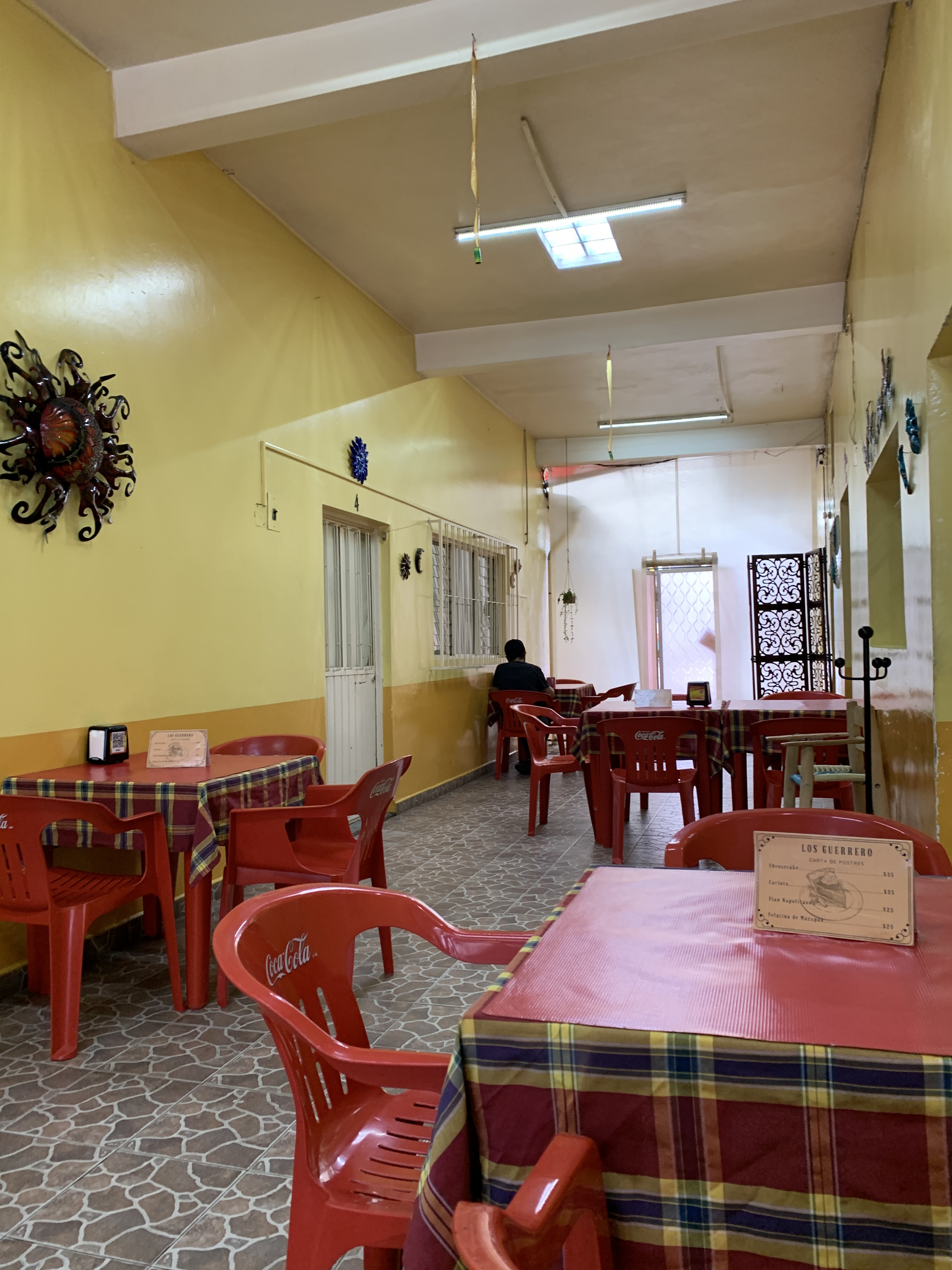 Los Guerrero image 1