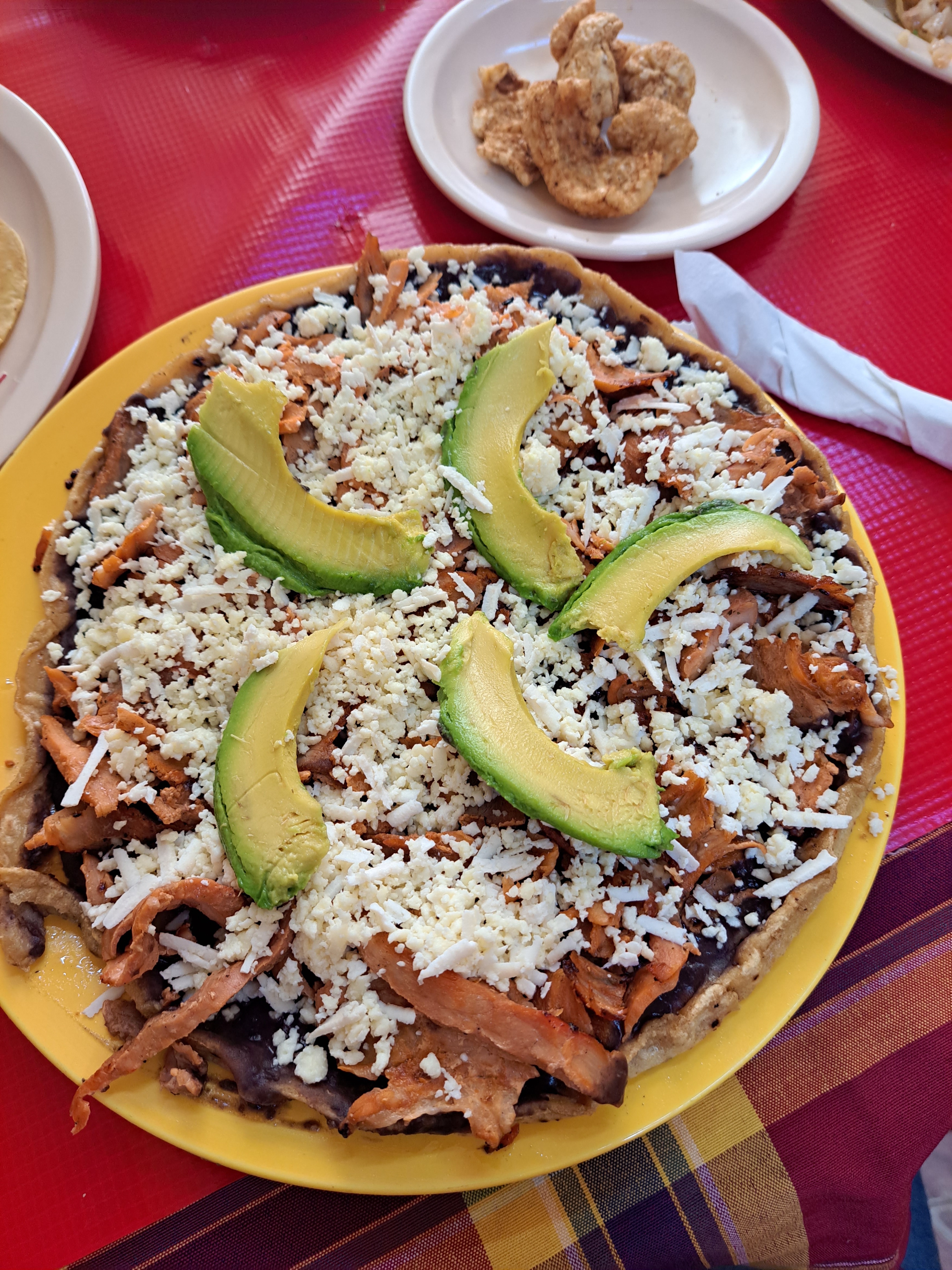 Los Guerrero image 3