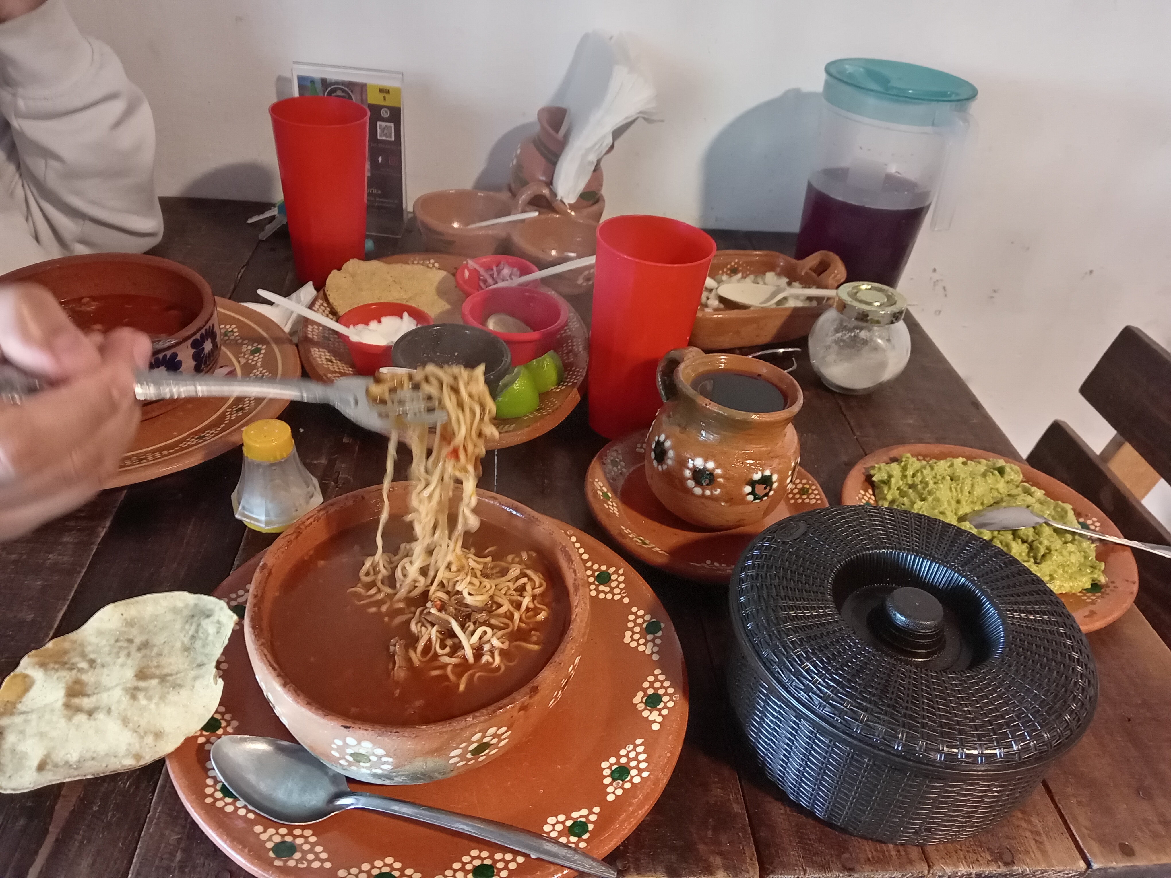 Pozoleria la terraza de La Joya image 6